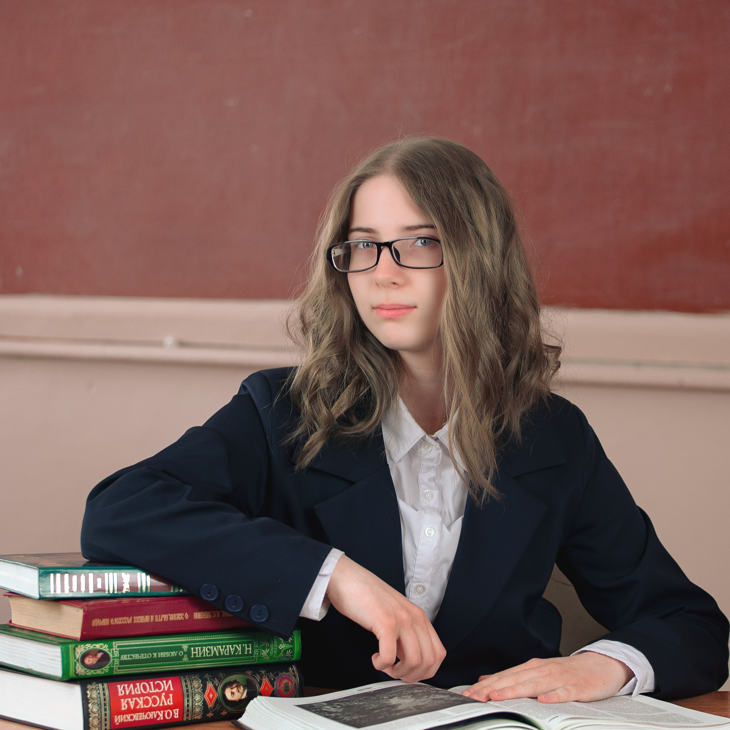 ФОТОСЪЕМКА ДЛЯ ВЫПУСКНОГО АЛЬБОМА. Фотограф Валерия Азамат — жизнь в каждом кадре