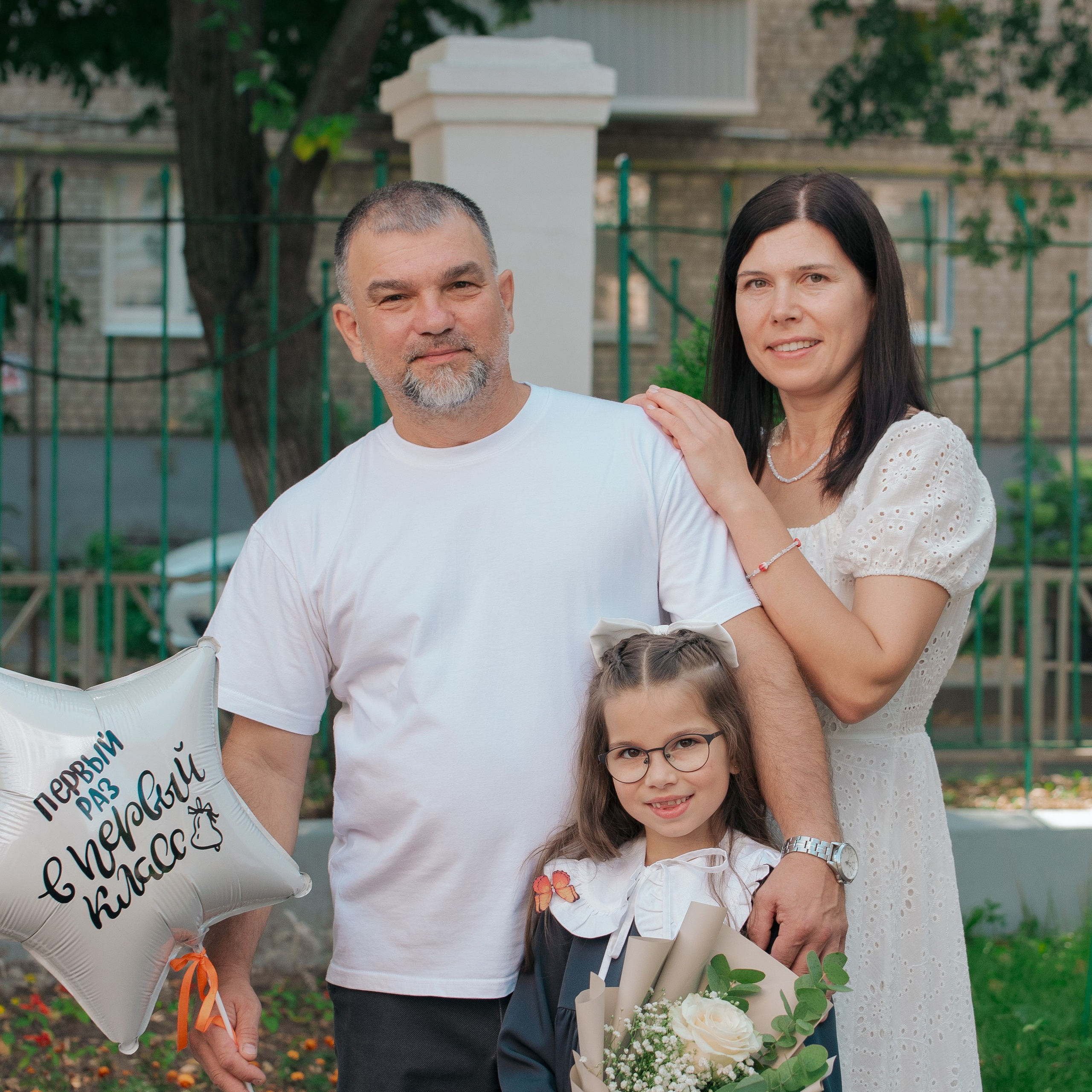 Фотосъемка «Первый звонок» для 1-го класса. Фотограф Валерия Азамат — жизнь в каждом кадре