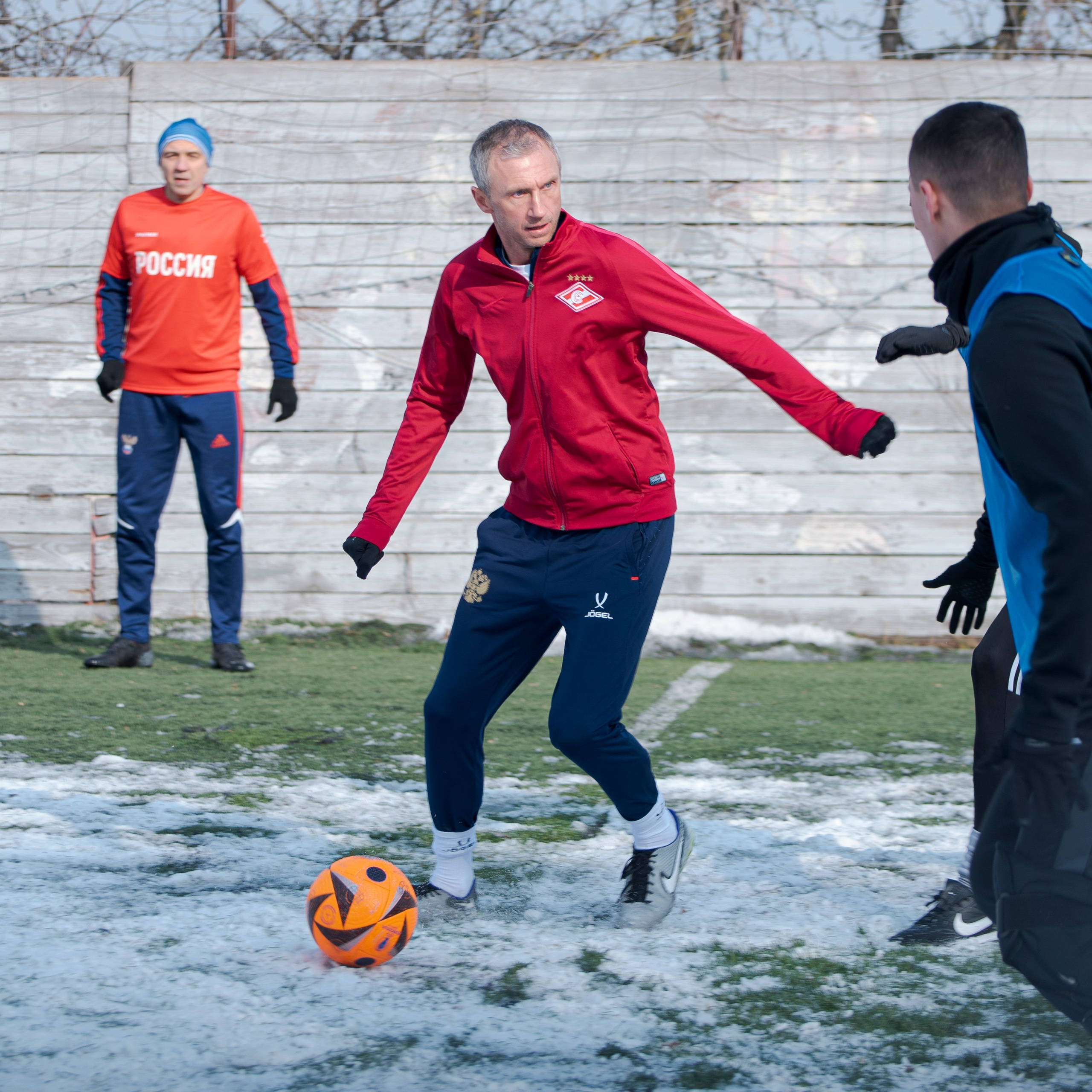 Товарищеский матч с ветеранами московского «Спартака» и «Динамо». Фотограф Валерия Азамат — жизнь в каждом кадре