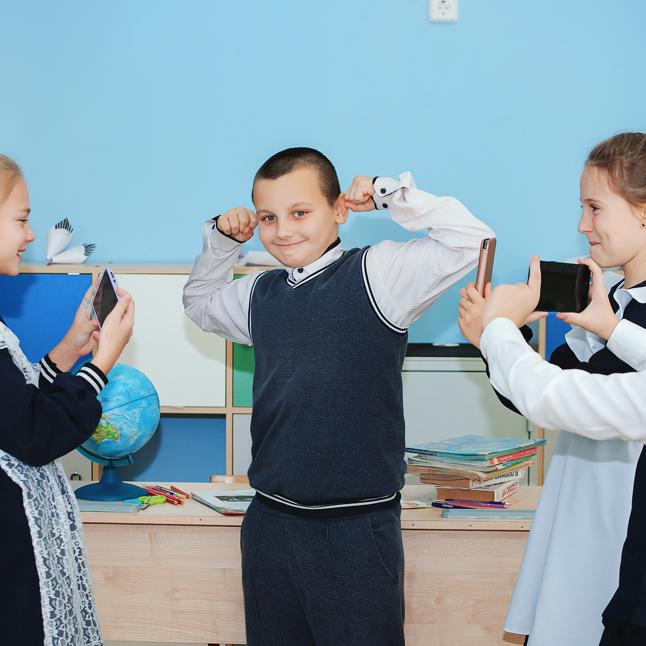 Фотосъемка для выпускников 4 класса. Фотограф Валерия Азамат — жизнь в каждом кадре