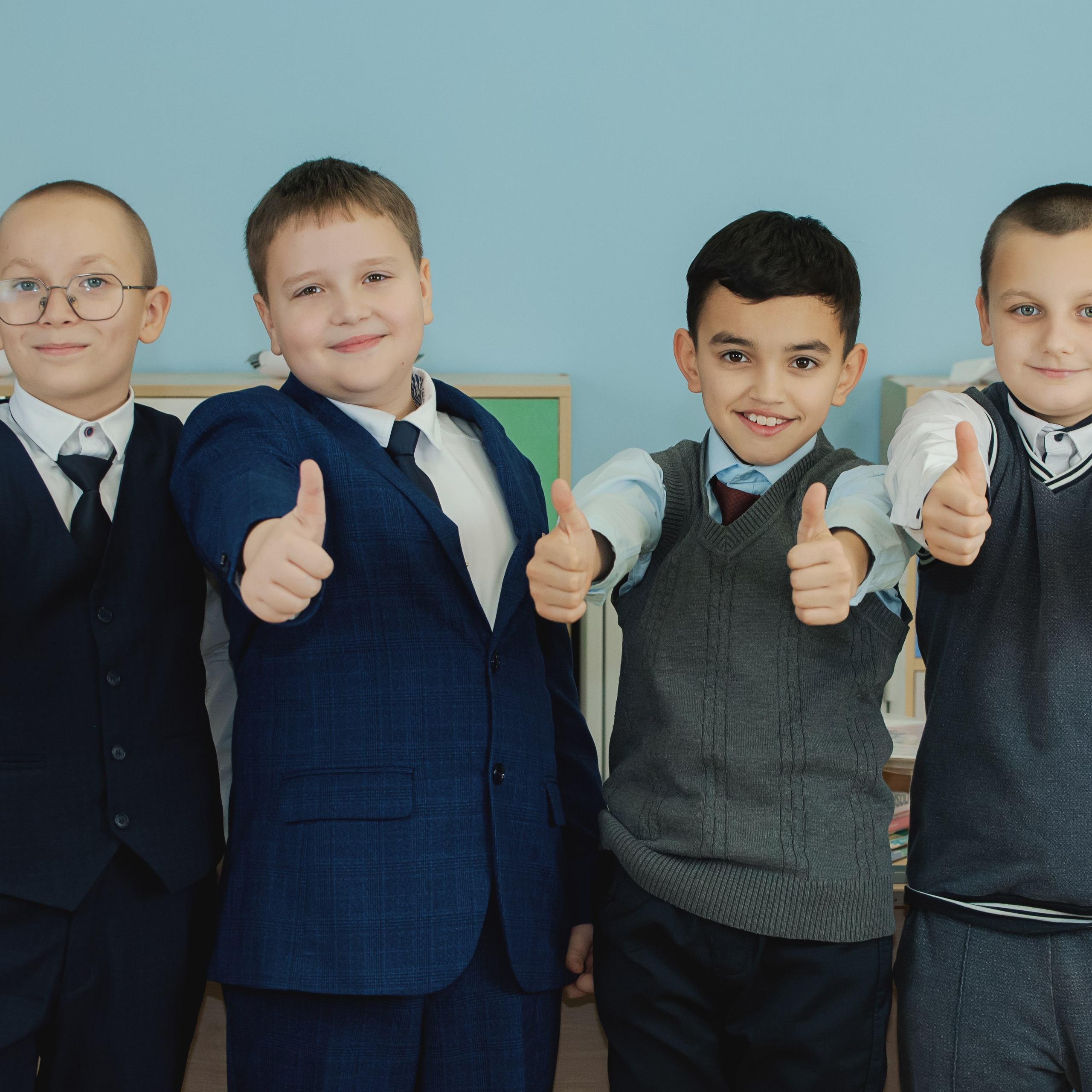 Фотосъемка для выпускников 4 класса. Фотограф Валерия Азамат — жизнь в каждом кадре