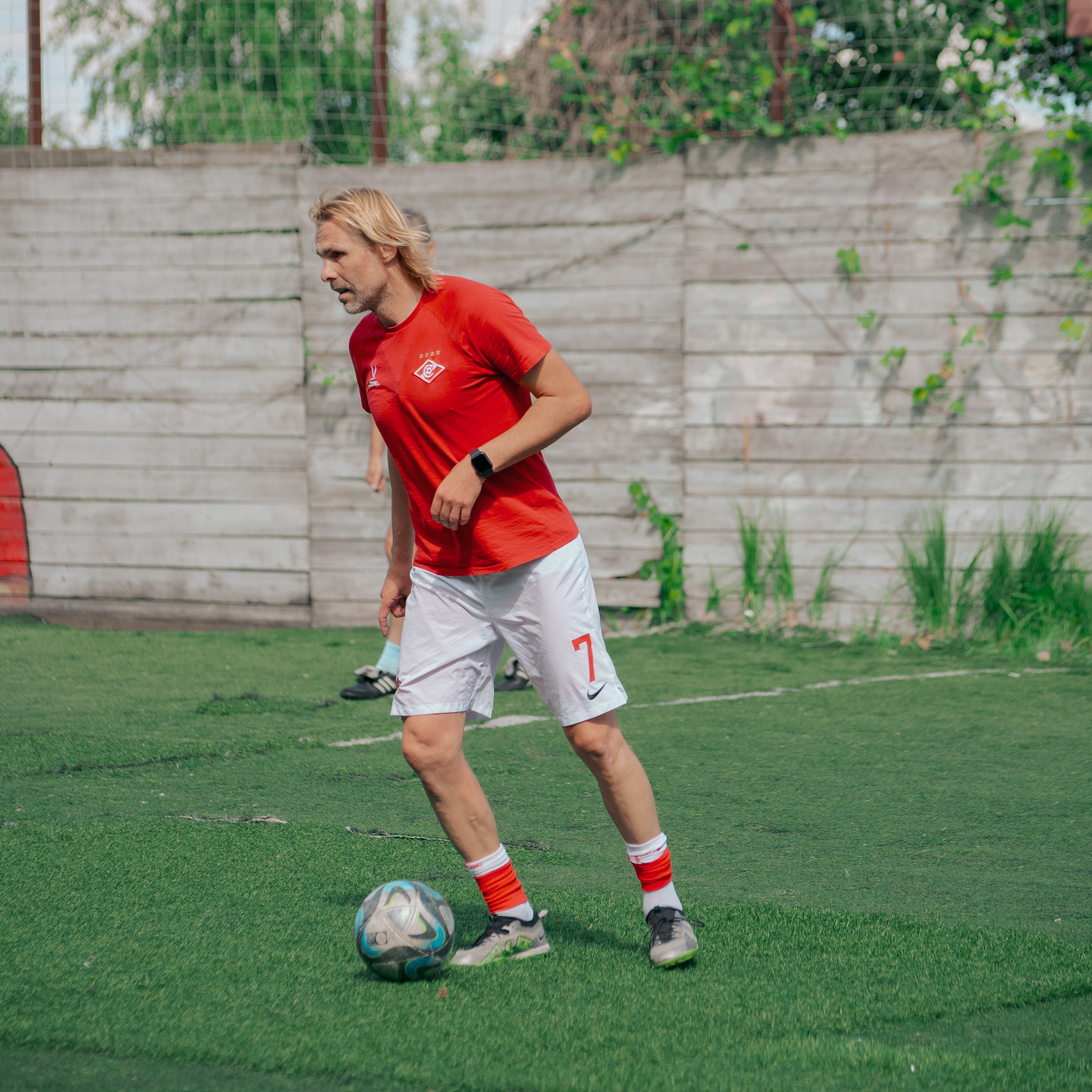 Товарищеский матч с ветеранами московского «Спартака» и «Динамо». Фотограф Валерия Азамат — жизнь в каждом кадре