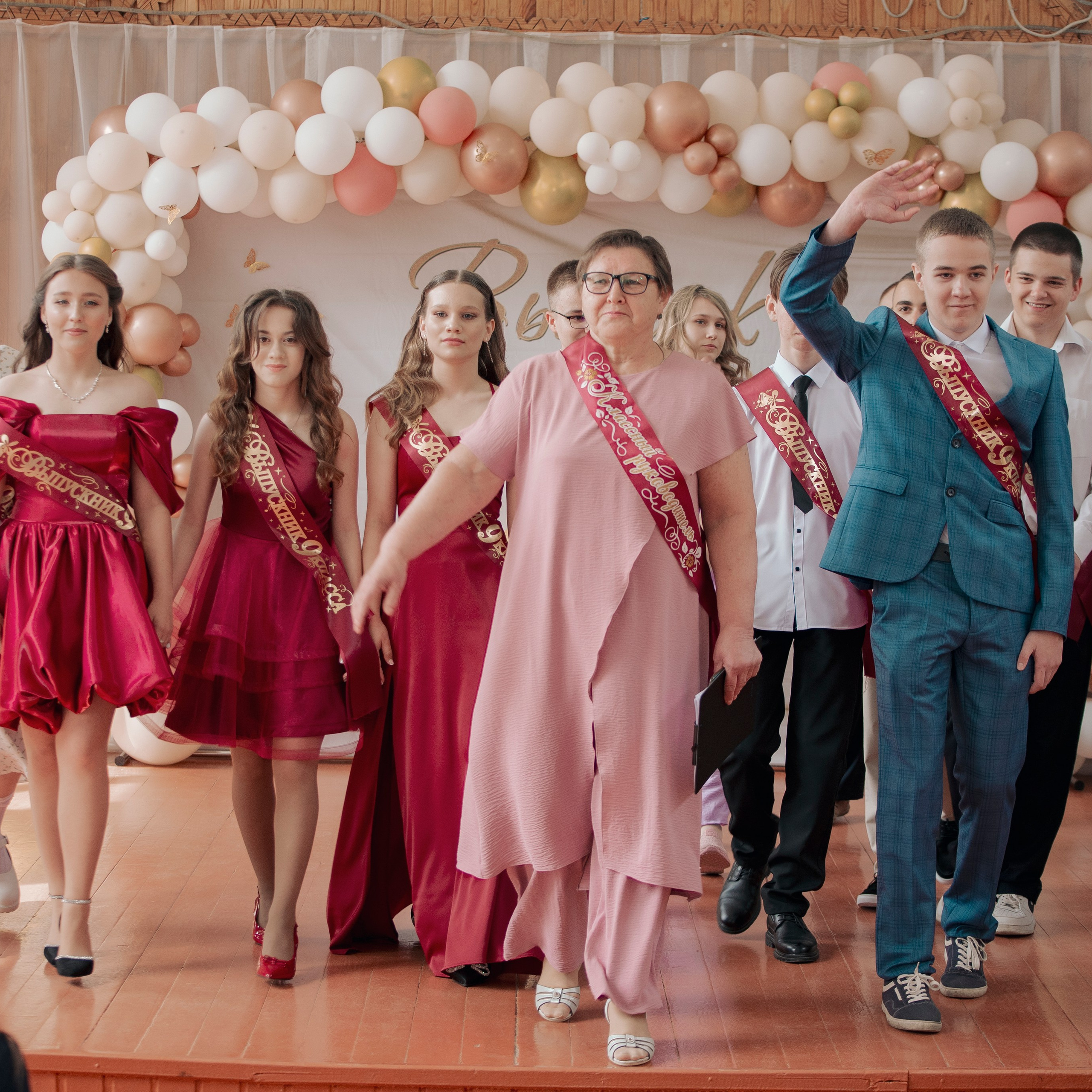 Выпускной 9 класс. Фотограф Валерия Азамат — жизнь в каждом кадре