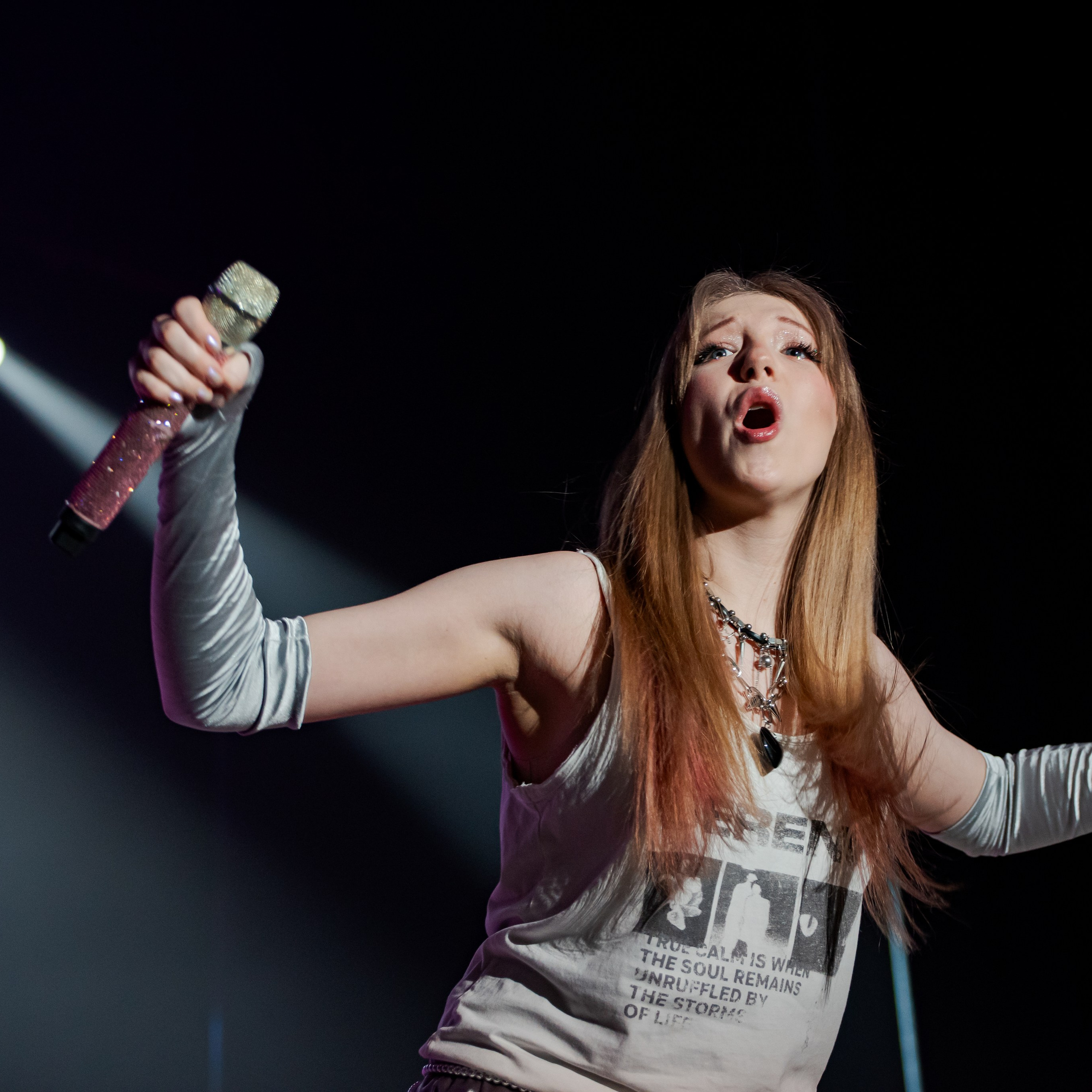 Концерт Миланы Филимоновой. Фотограф Валерия Азамат — жизнь в каждом кадре