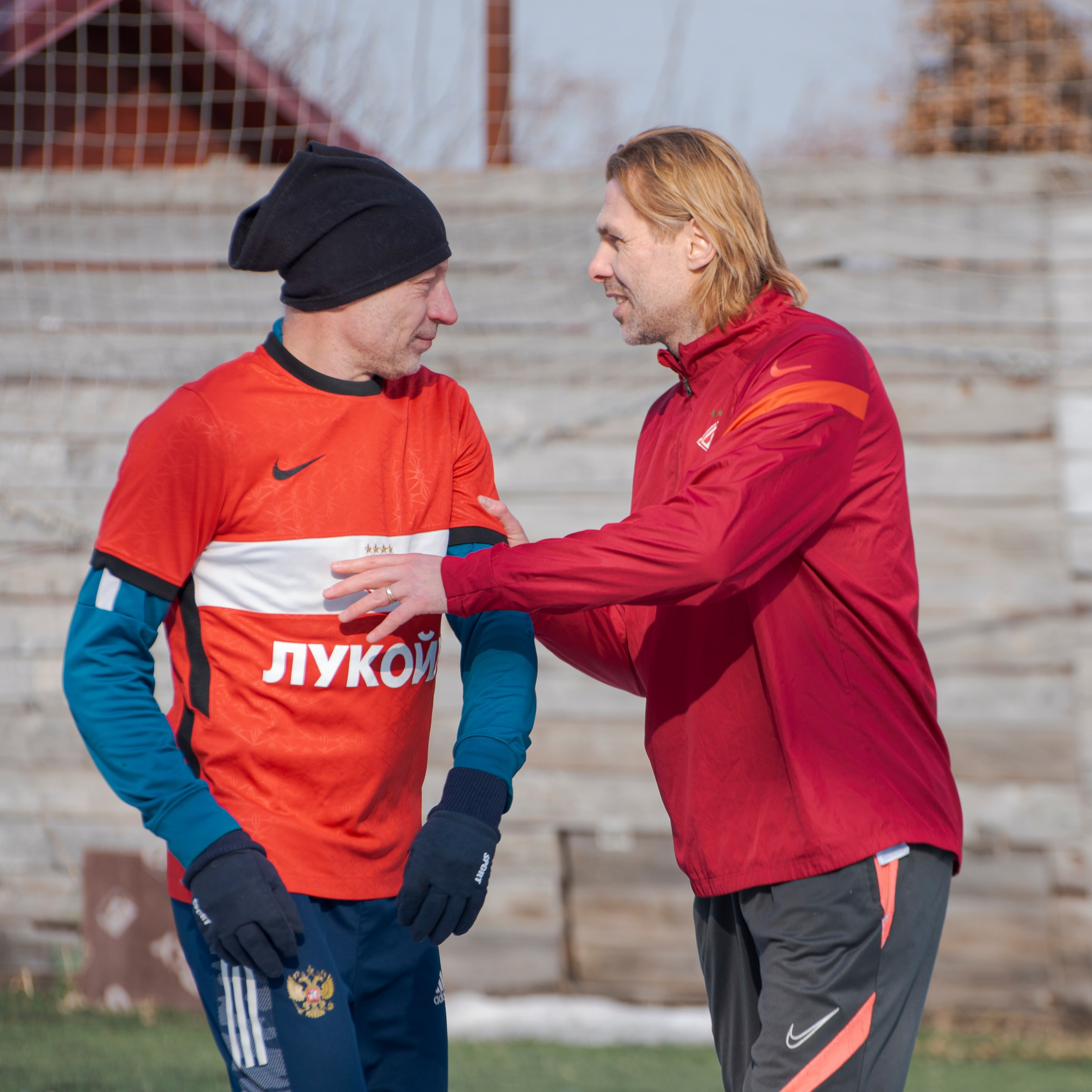 Товарищеский матч с ветеранами московского «Спартака» и «Динамо». Фотограф Валерия Азамат — жизнь в каждом кадре