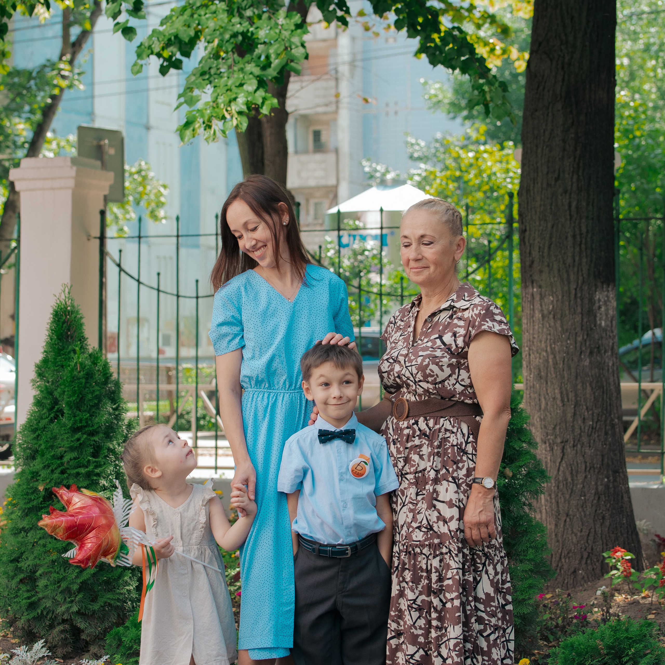 Фотосъемка «Первый звонок» для 1-го класса. Фотограф Валерия Азамат — жизнь в каждом кадре