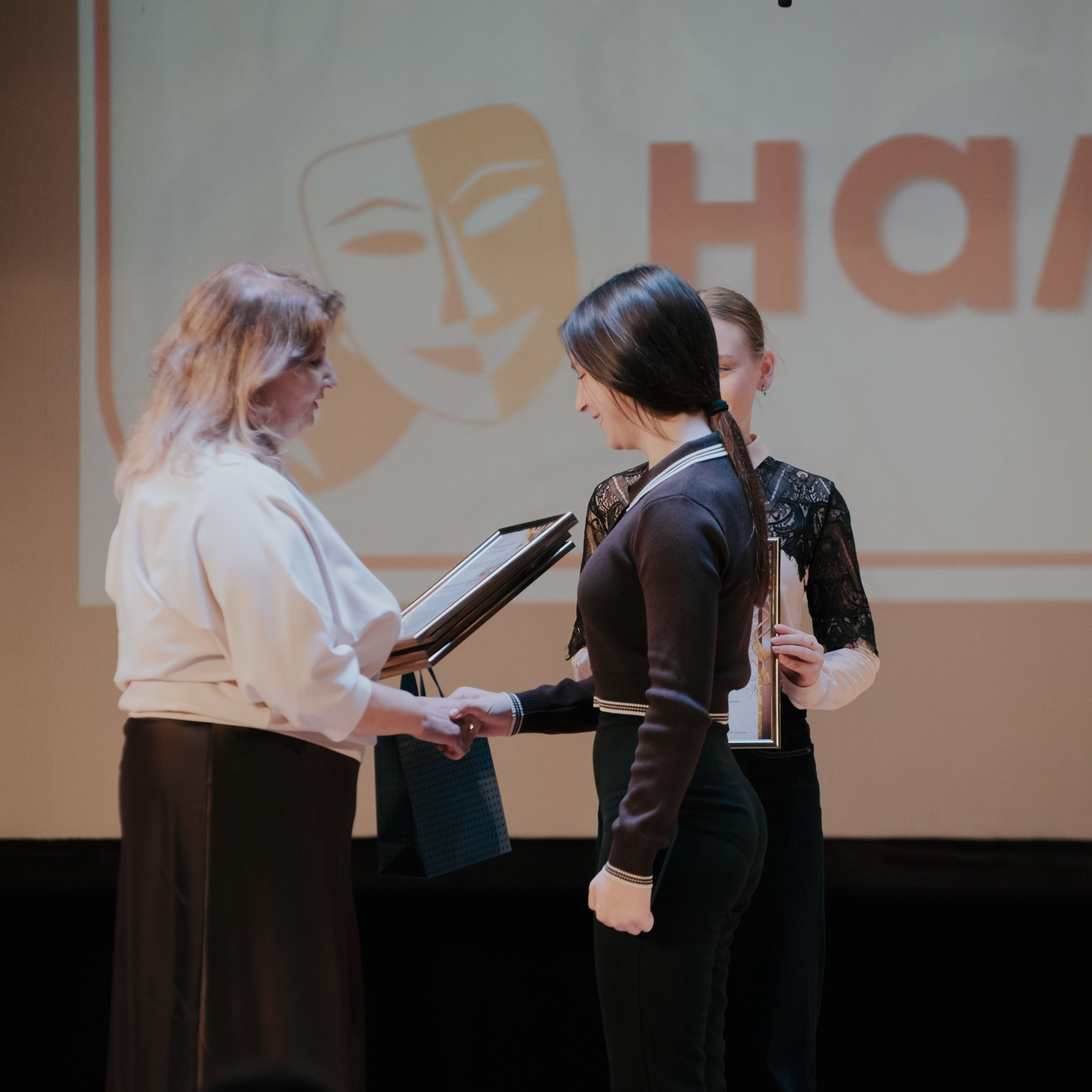 ТРаМ — нам 45!. Фотограф Валерия Азамат — жизнь в каждом кадре