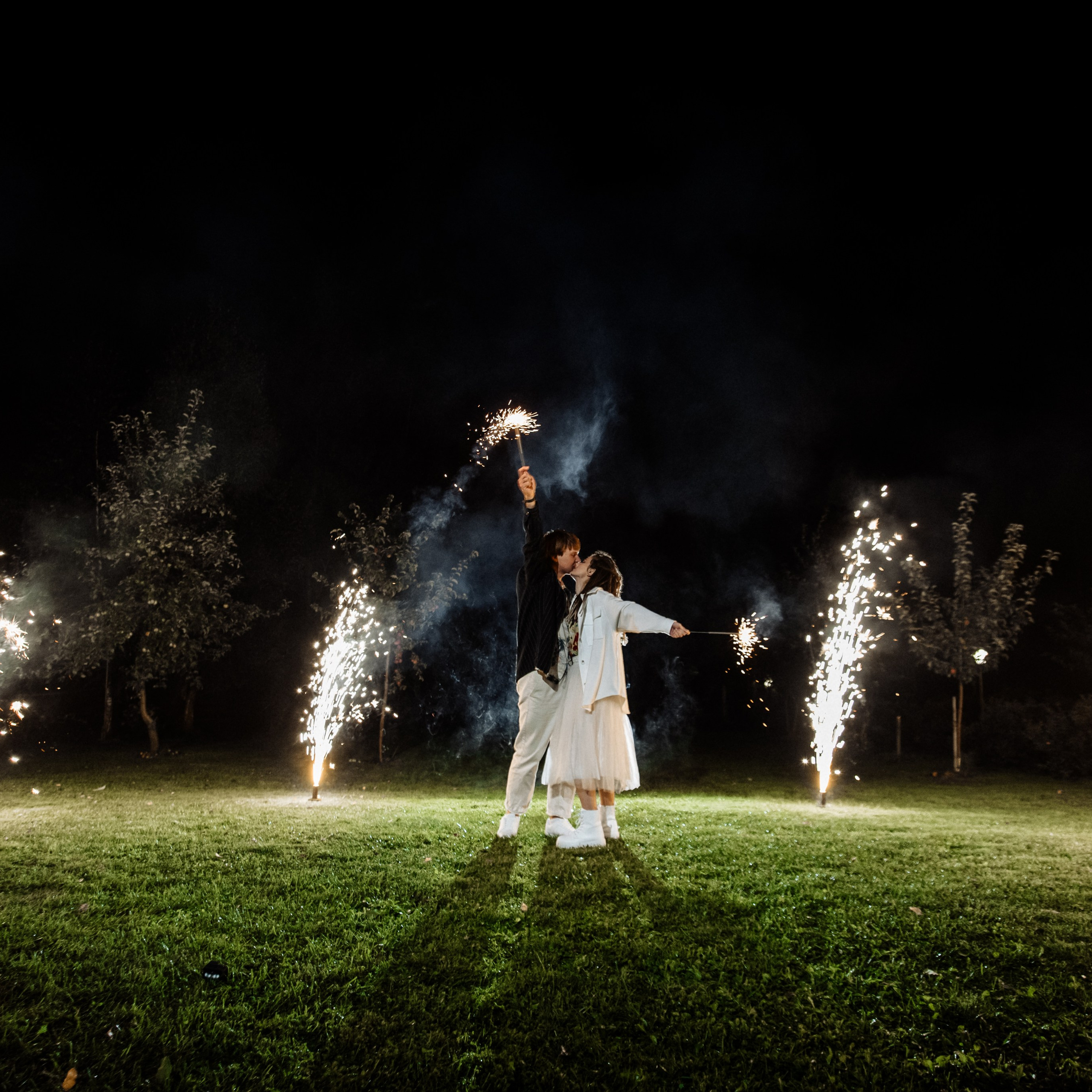 Артём + Вика