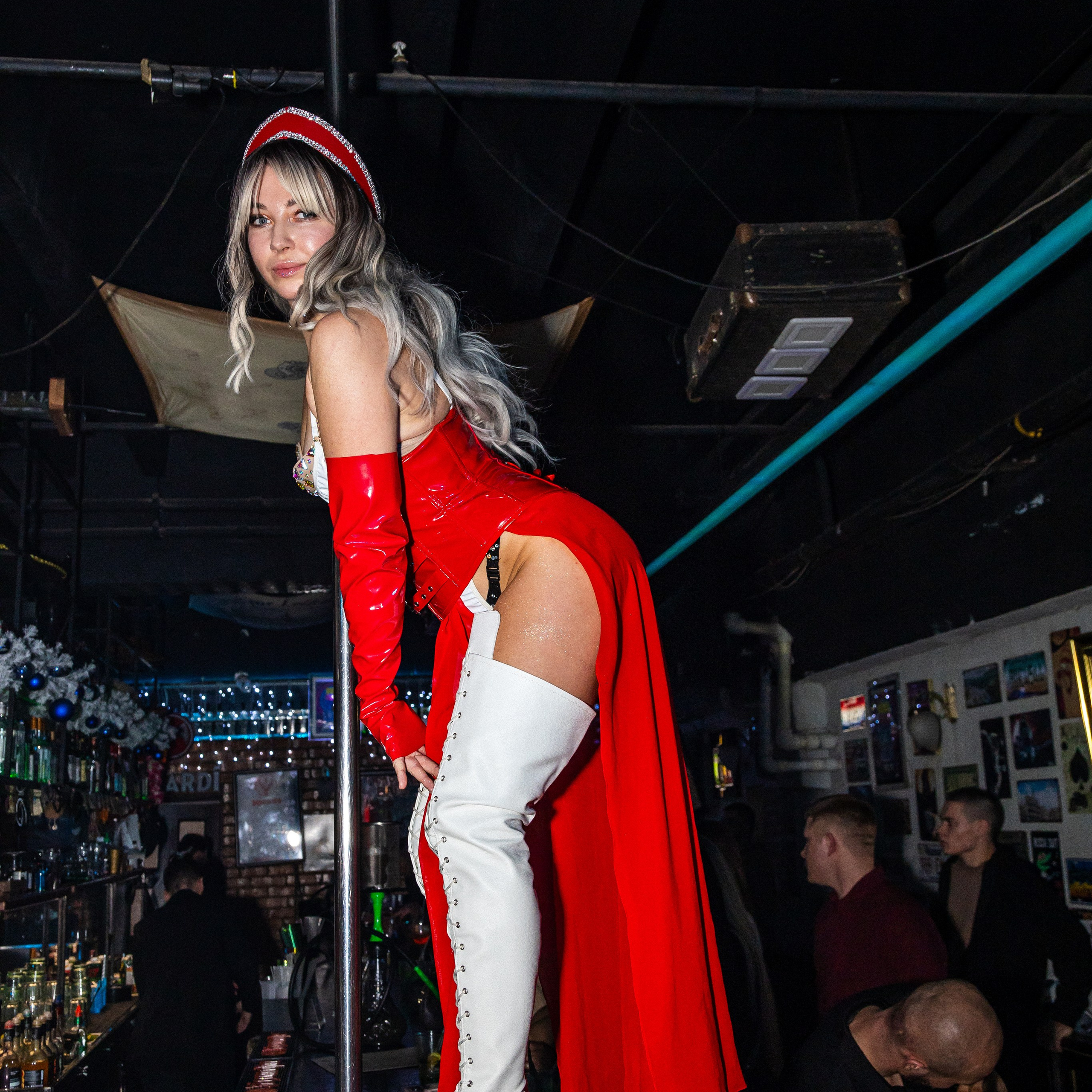 Клубы. Репортажный Фотограф в Москве | Студия| Портрет