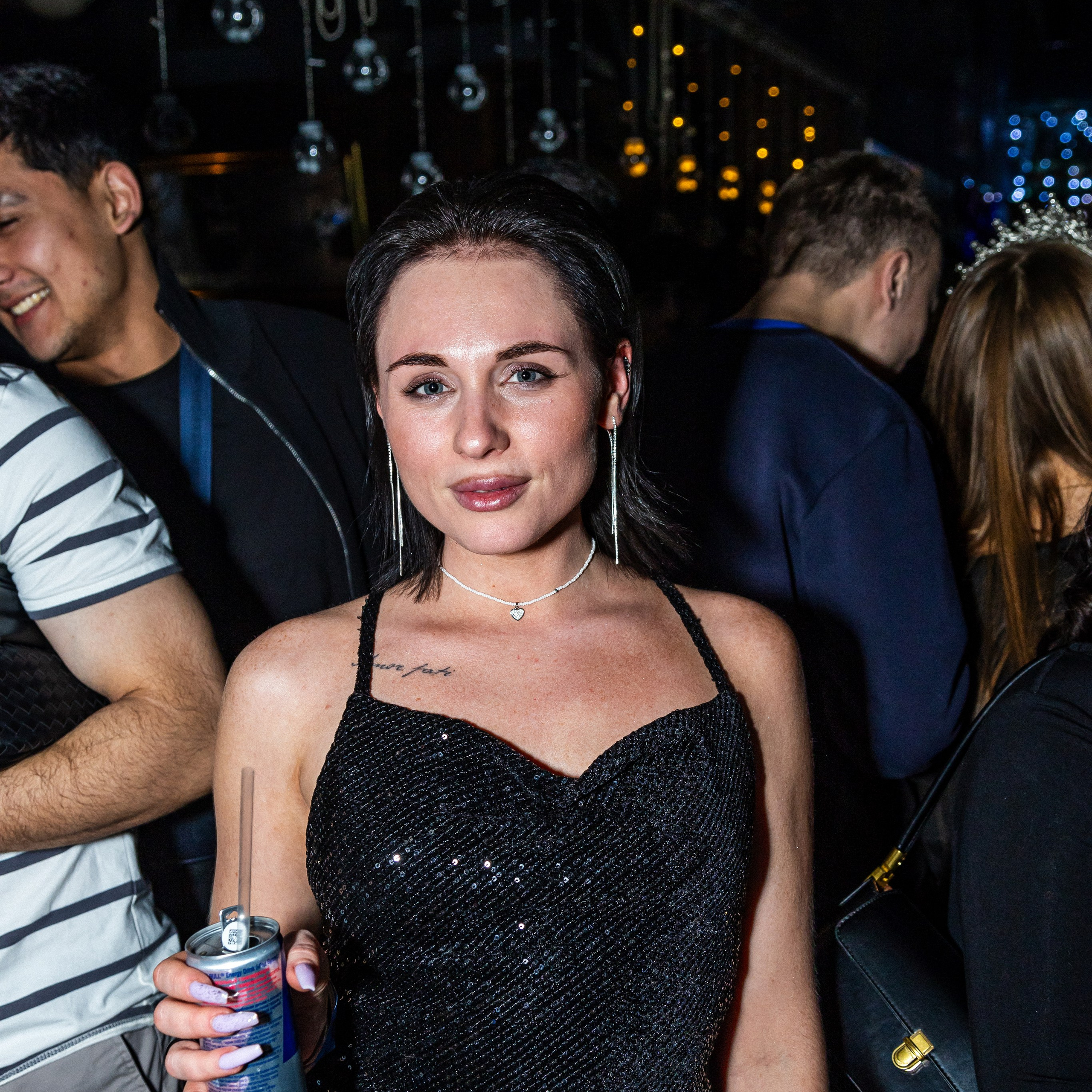 Клубы. Репортажный Фотограф в Москве | Студия| Портрет