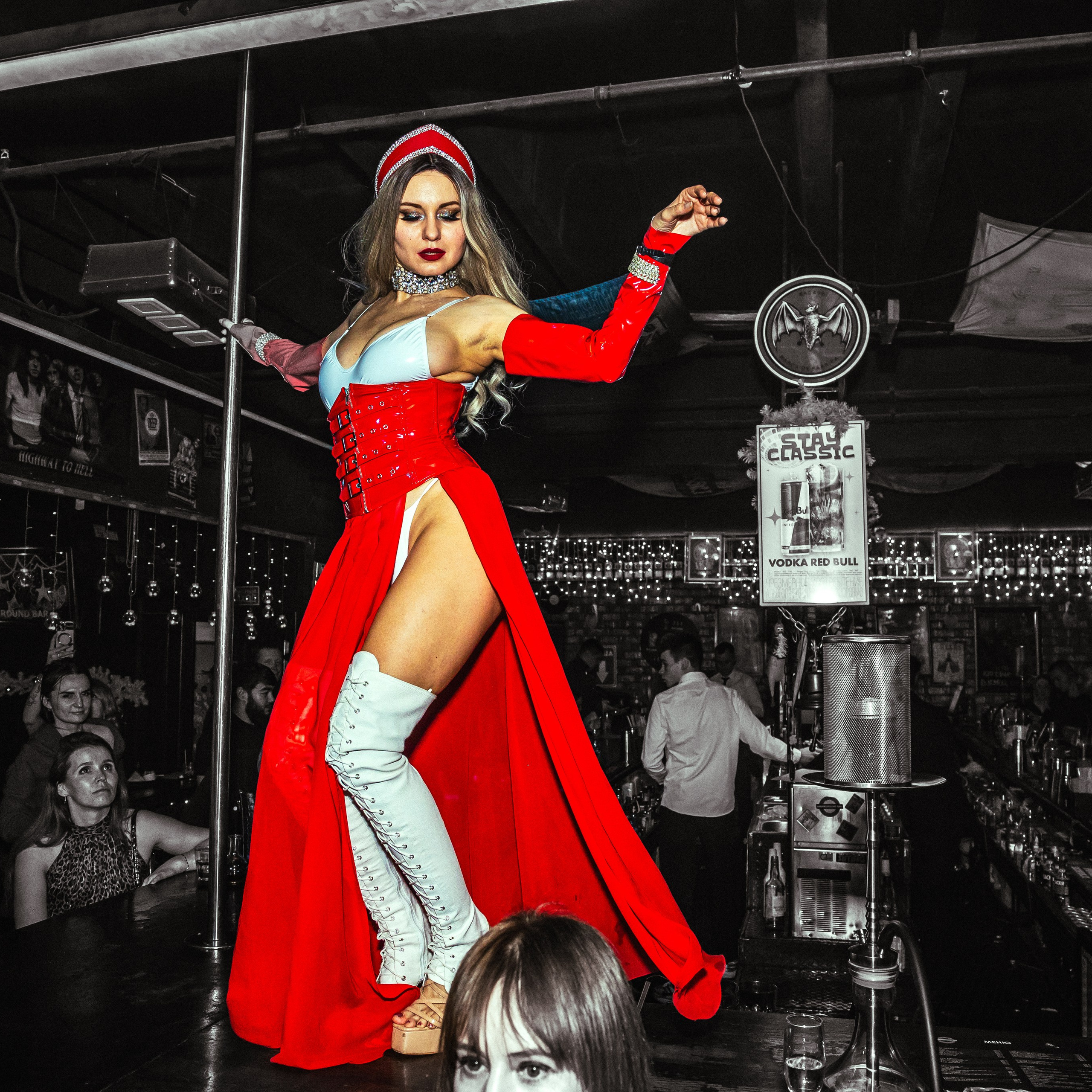 Клубы. Репортажный Фотограф в Москве | Студия| Портрет