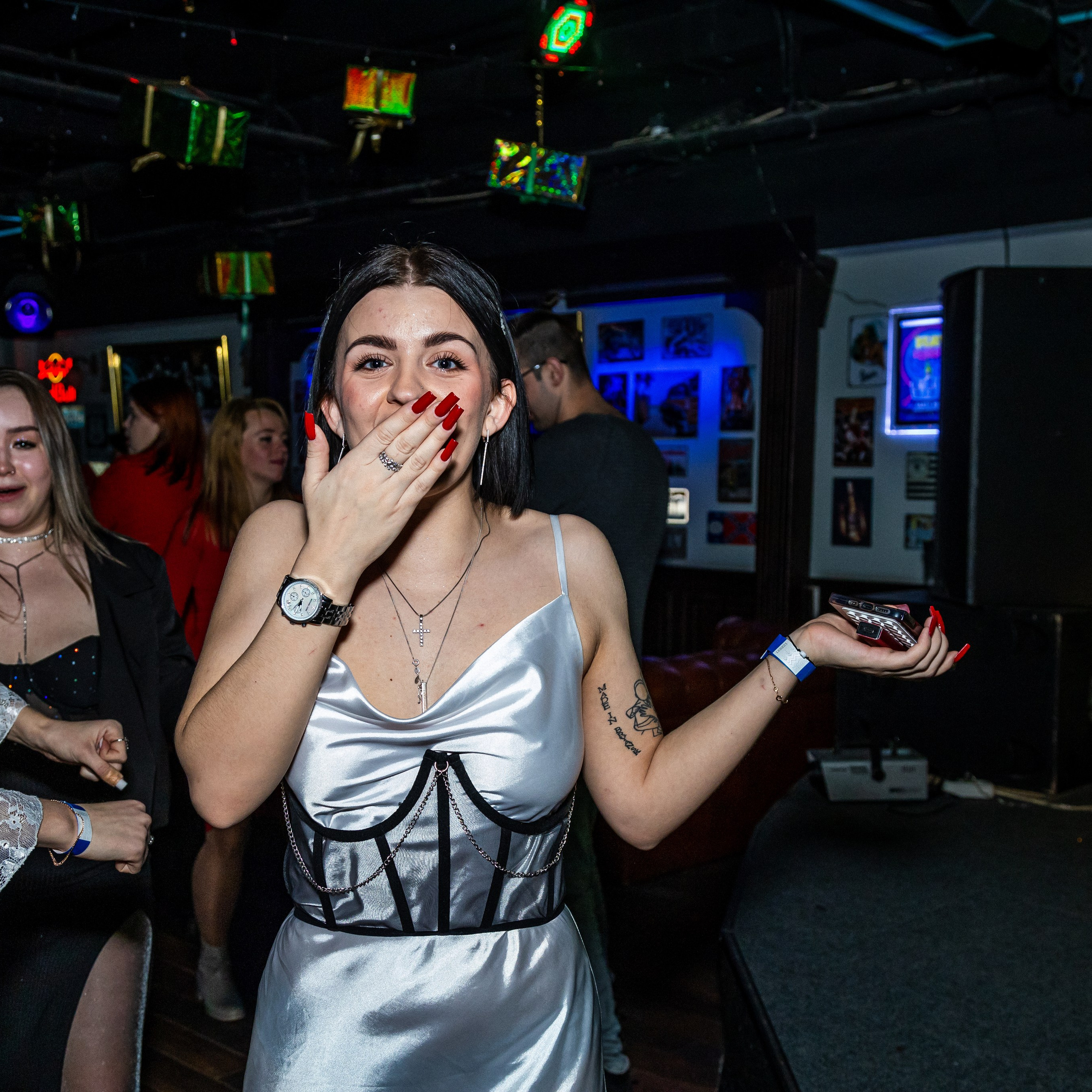 Клубы. Репортажный Фотограф в Москве | Студия| Портрет