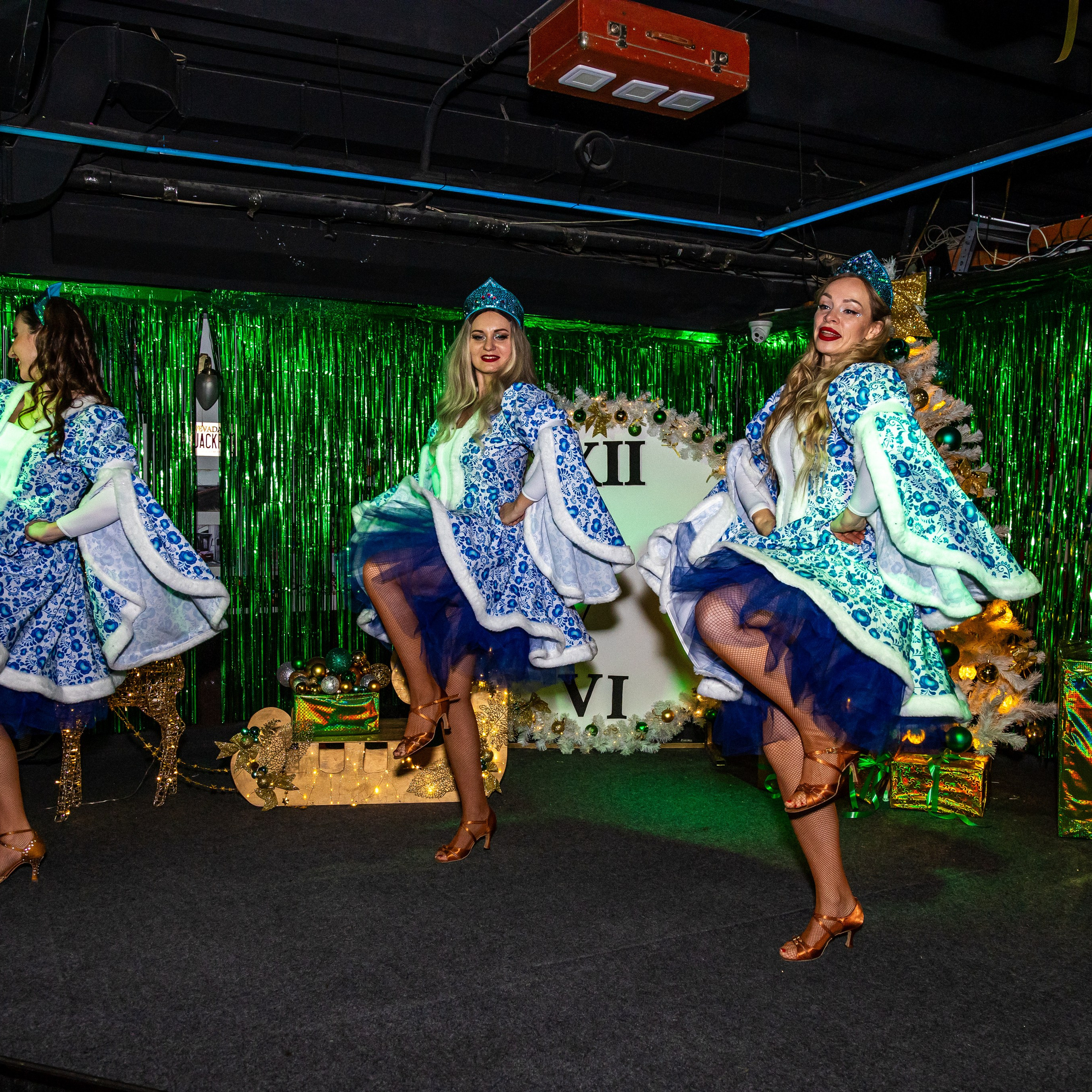 Клубы. Репортажный Фотограф в Москве | Студия| Портрет