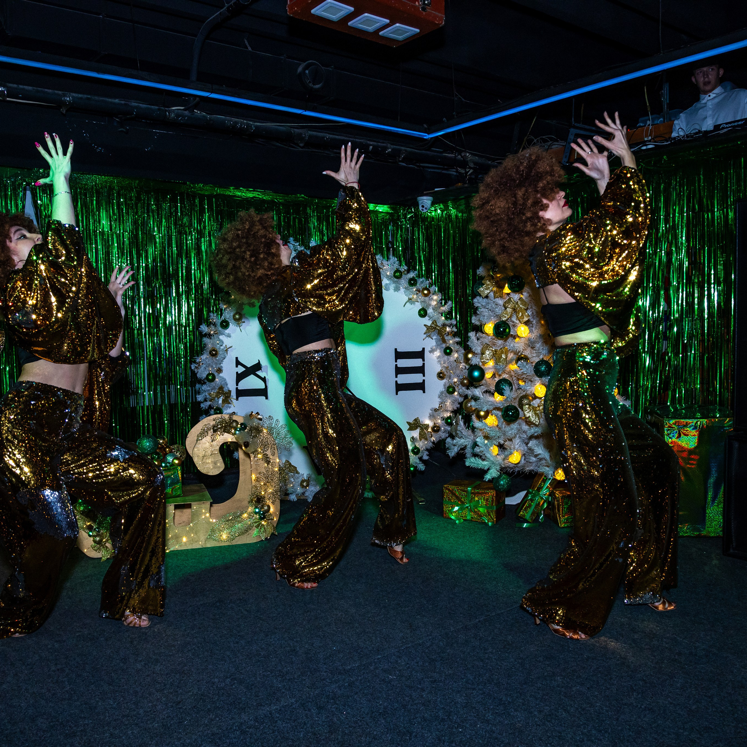 Клубы. Репортажный Фотограф в Москве | Студия| Портрет