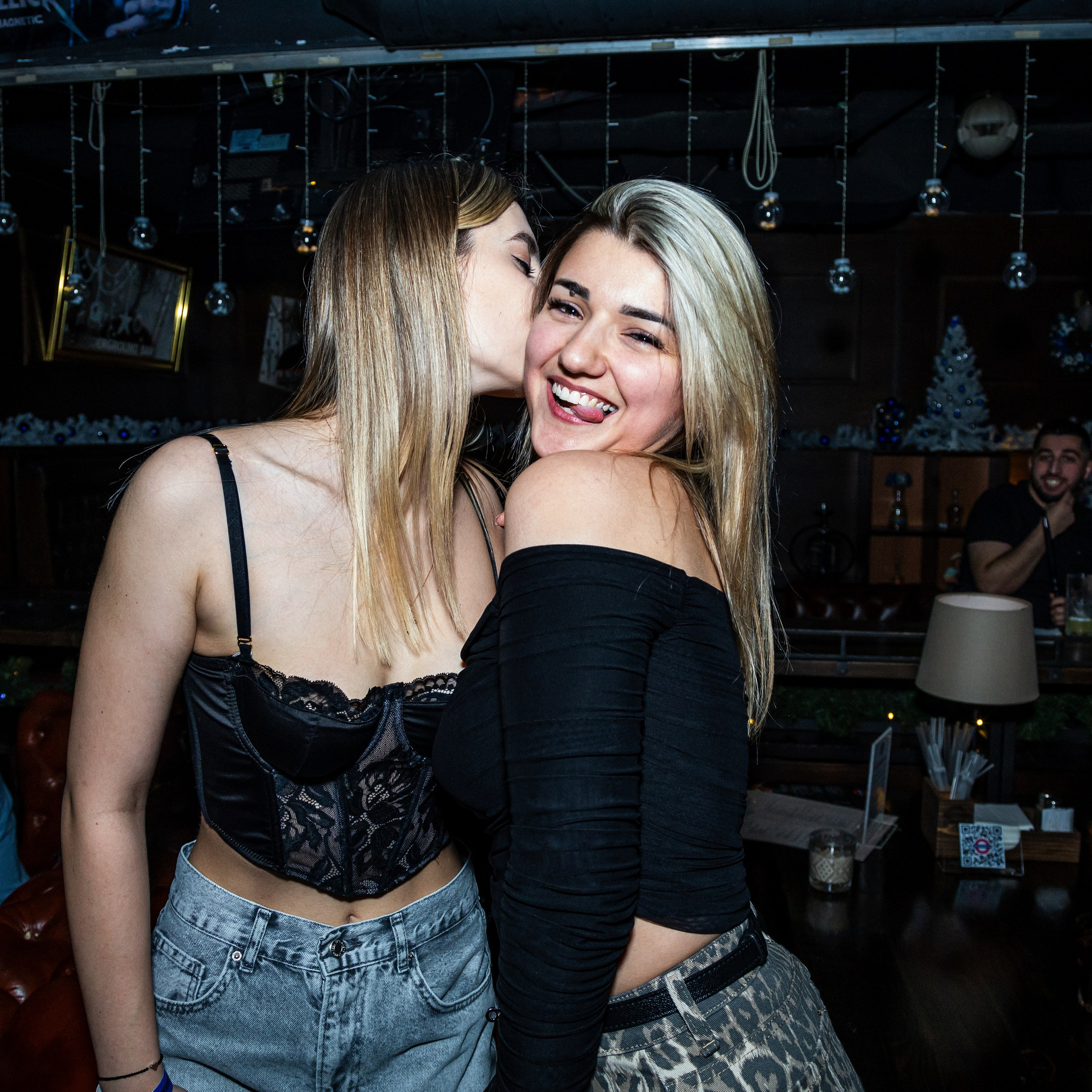 Клубы. Репортажный Фотограф в Москве | Студия| Портрет