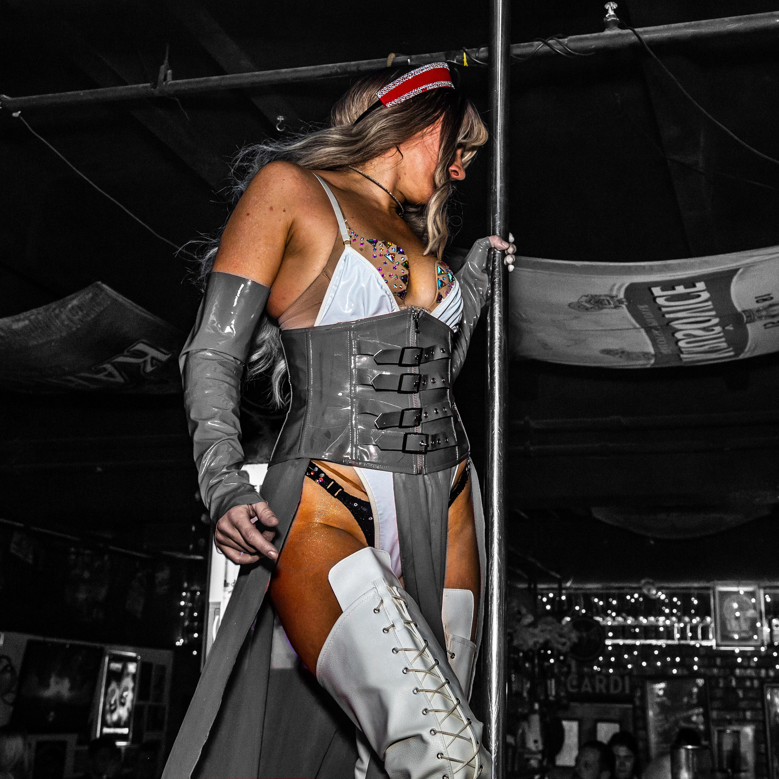 Клубы. Репортажный Фотограф в Москве | Студия| Портрет