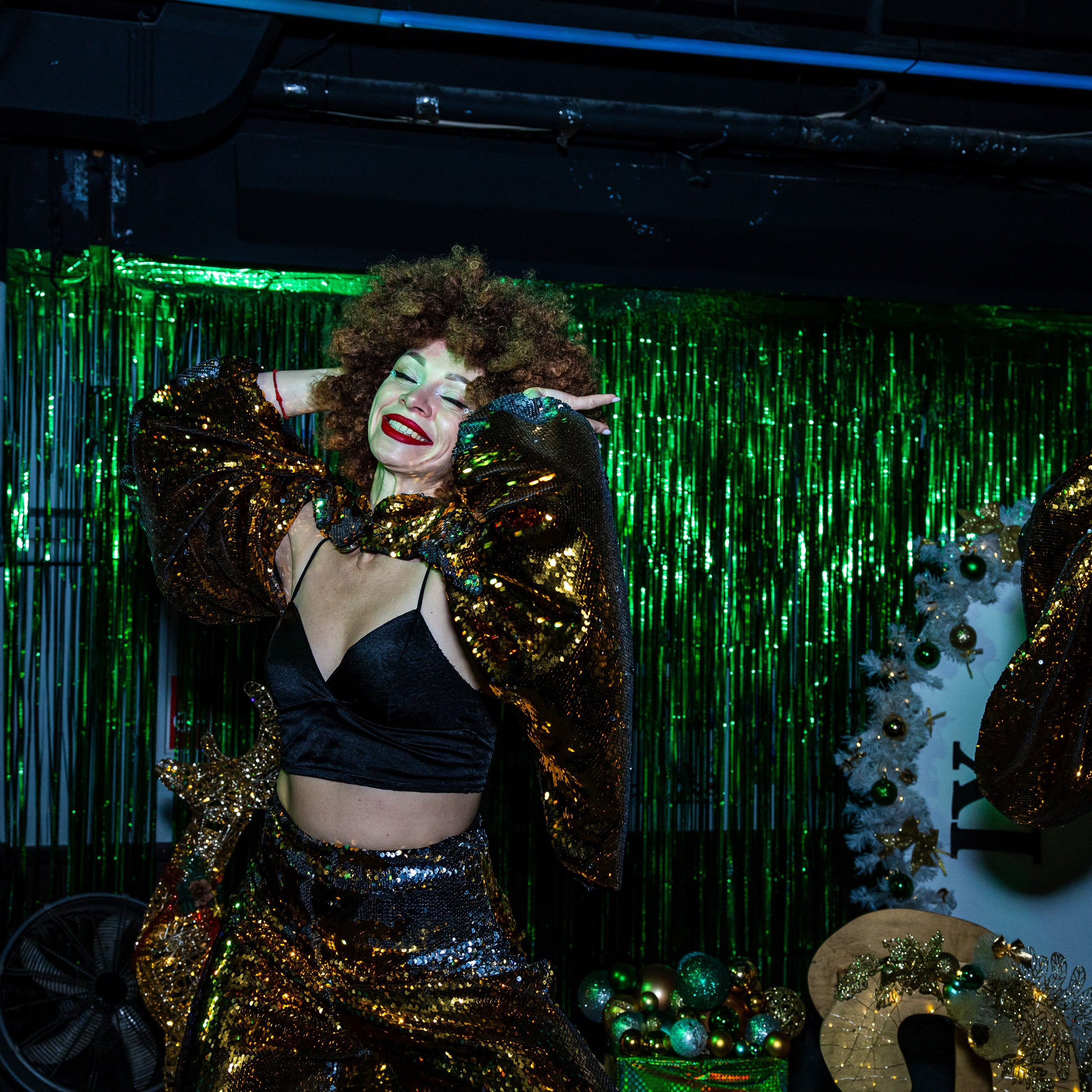 Клубы. Репортажный Фотограф в Москве | Студия| Портрет