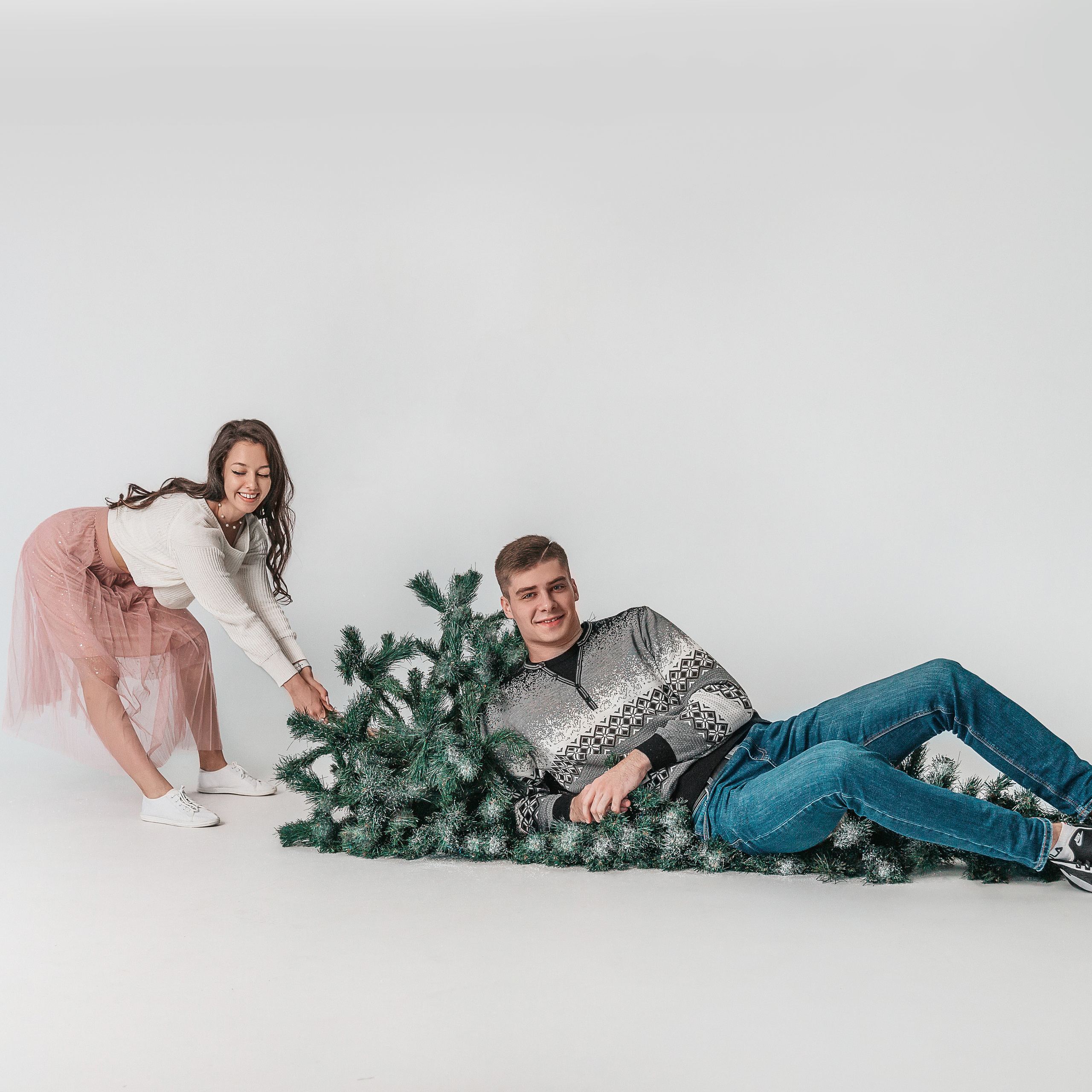 Новогодняя история Лавстори Даши и Антона