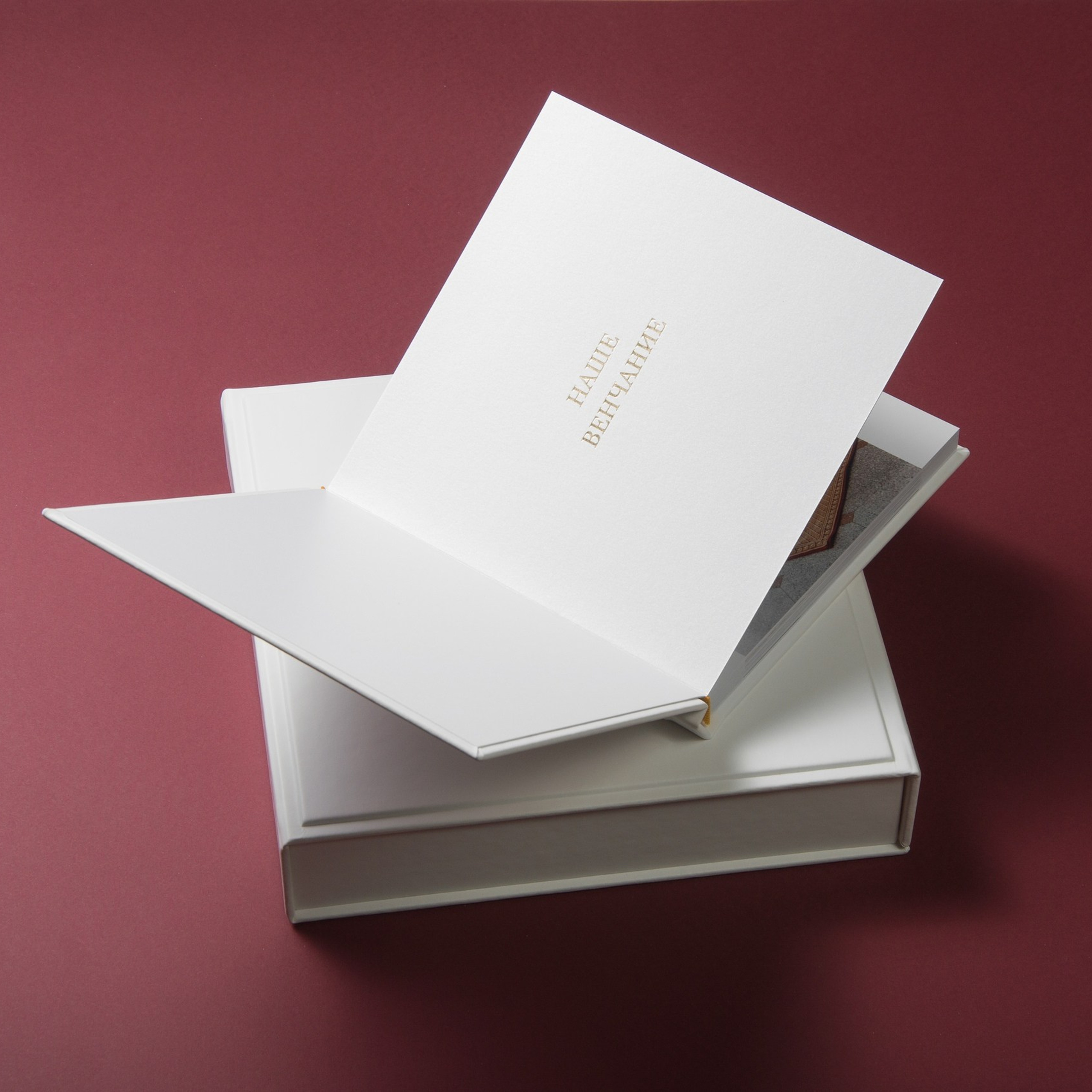 SYNT3 VIVELLA (Италия), белый (BIANCO), мат. Изготовление фотокниг в Москве. Доставка фотокниг в другие города