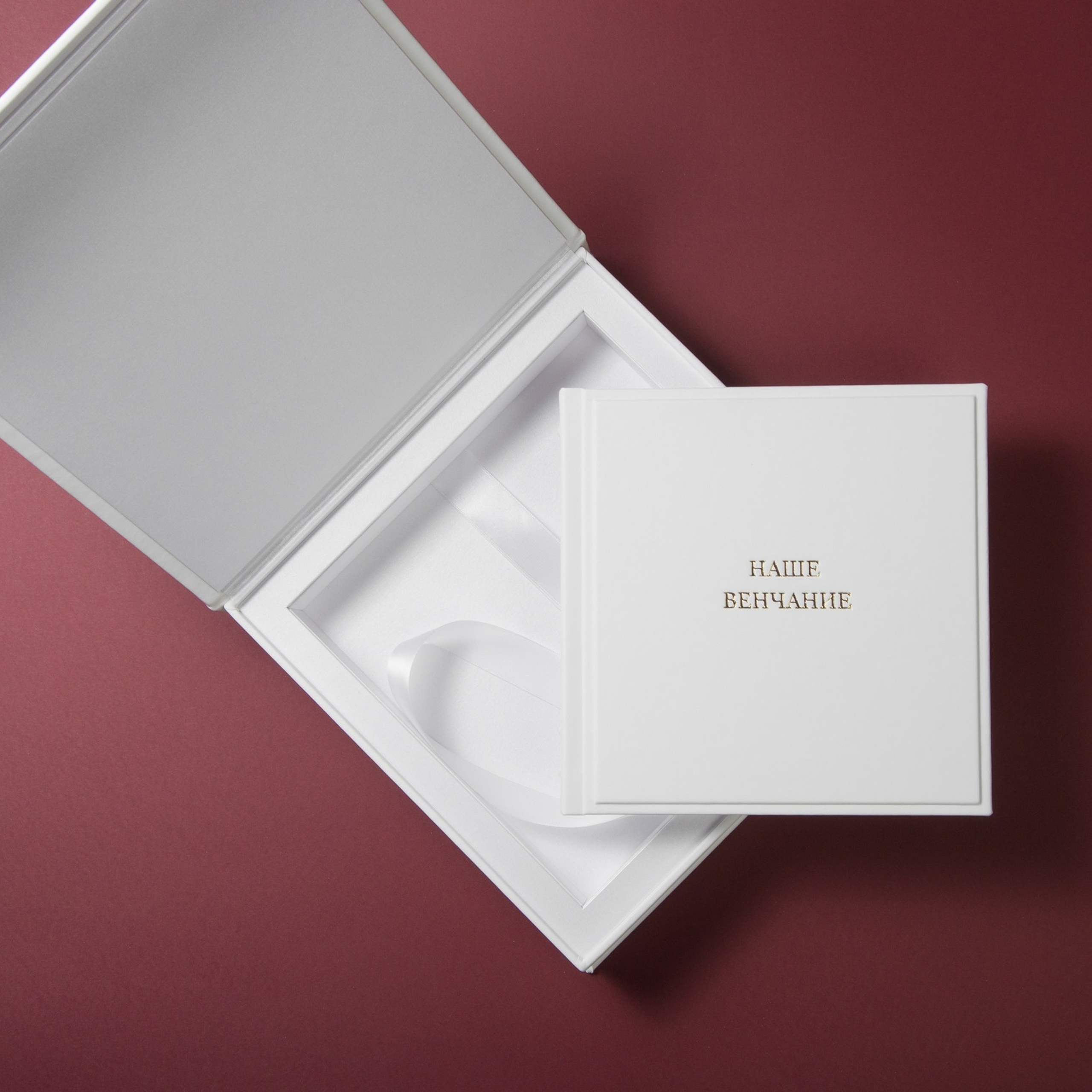 SYNT3 VIVELLA (Италия), белый (BIANCO), мат. Изготовление фотокниг в Москве. Доставка фотокниг в другие города