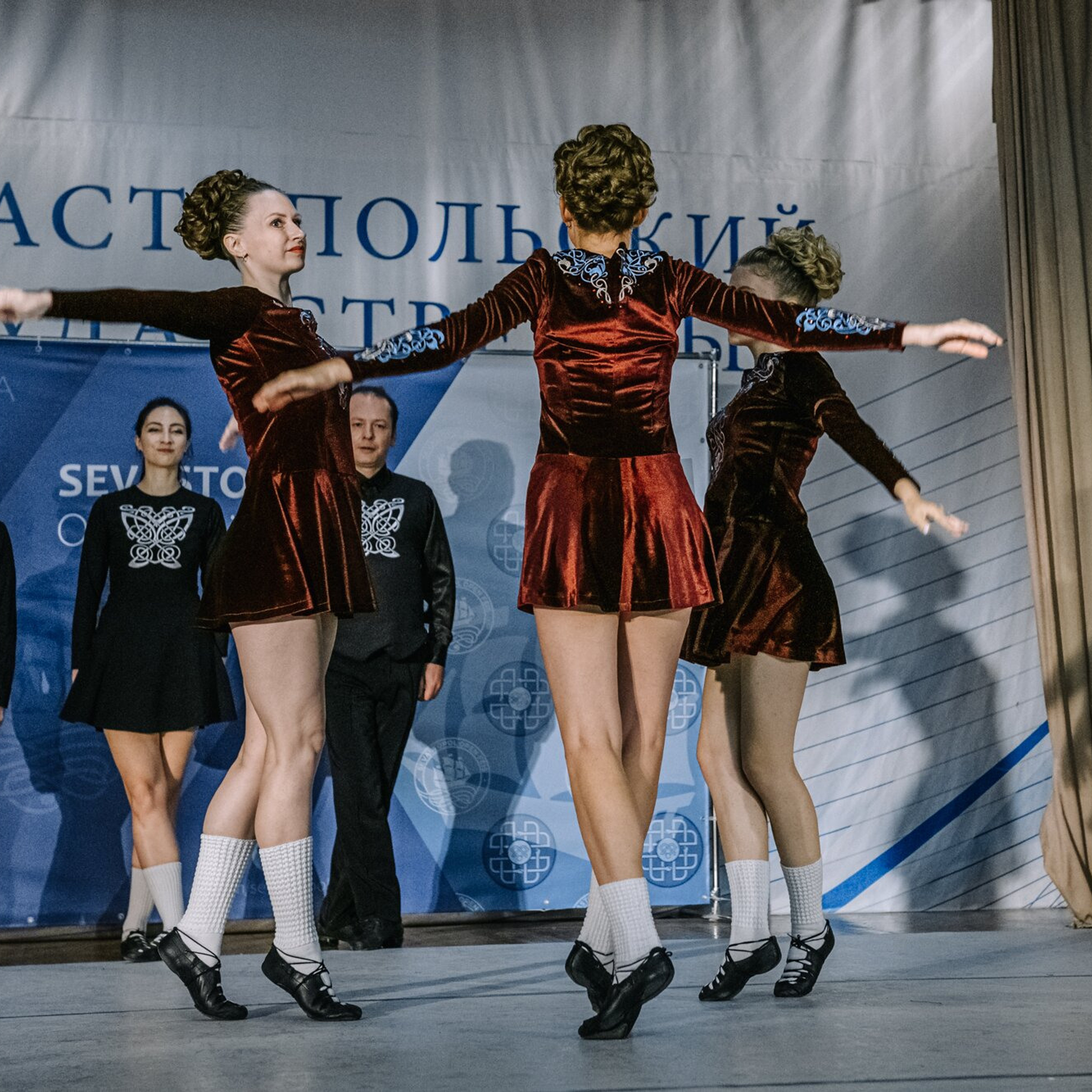 Three Hands. Коваленко Светлана, фотограф в Москве. Концерты, события и люди