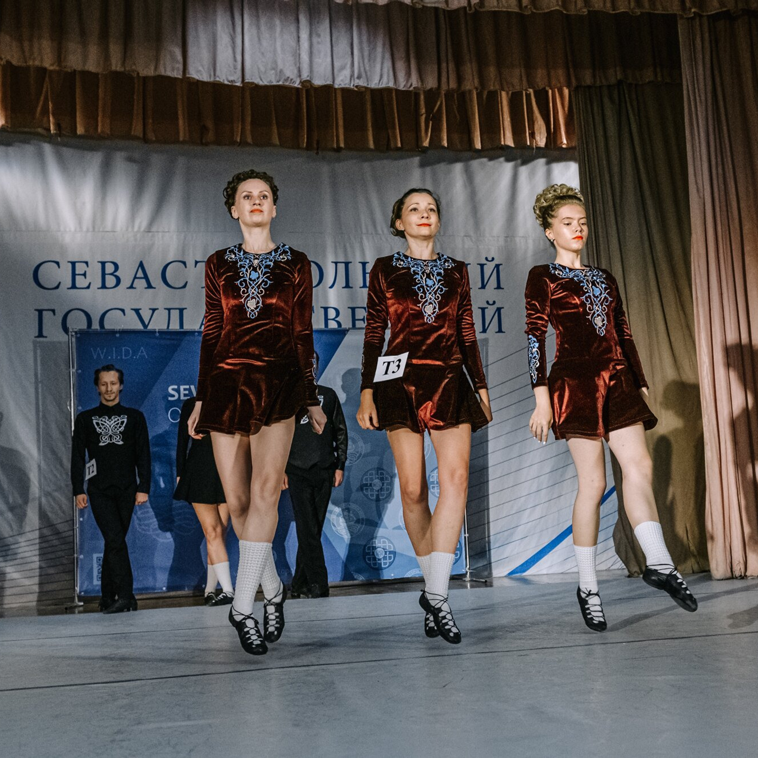 Three Hands. Коваленко Светлана, фотограф в Москве. Концерты, события и люди