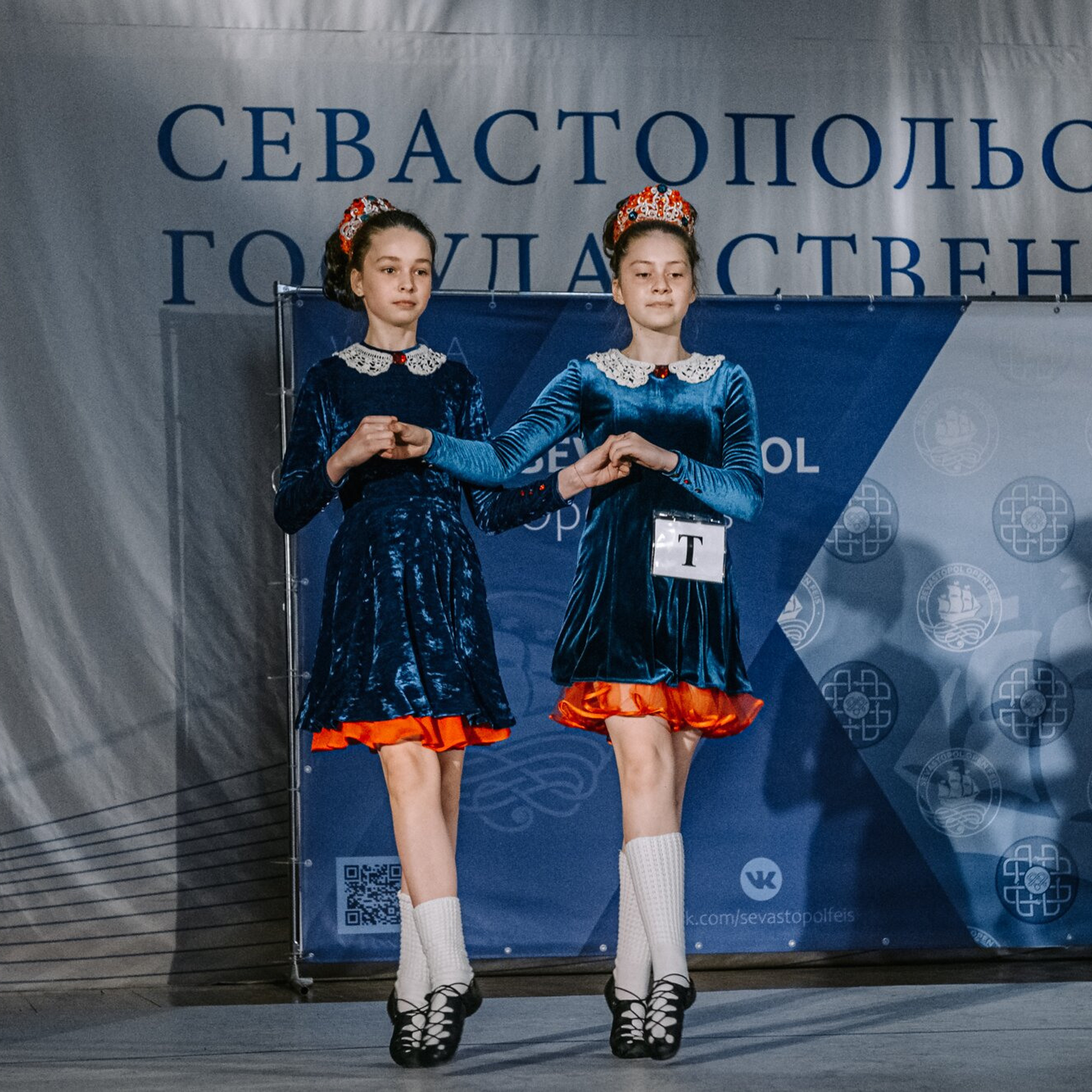 Two Hands. Коваленко Светлана, фотограф в Москве. Концерты, события и люди