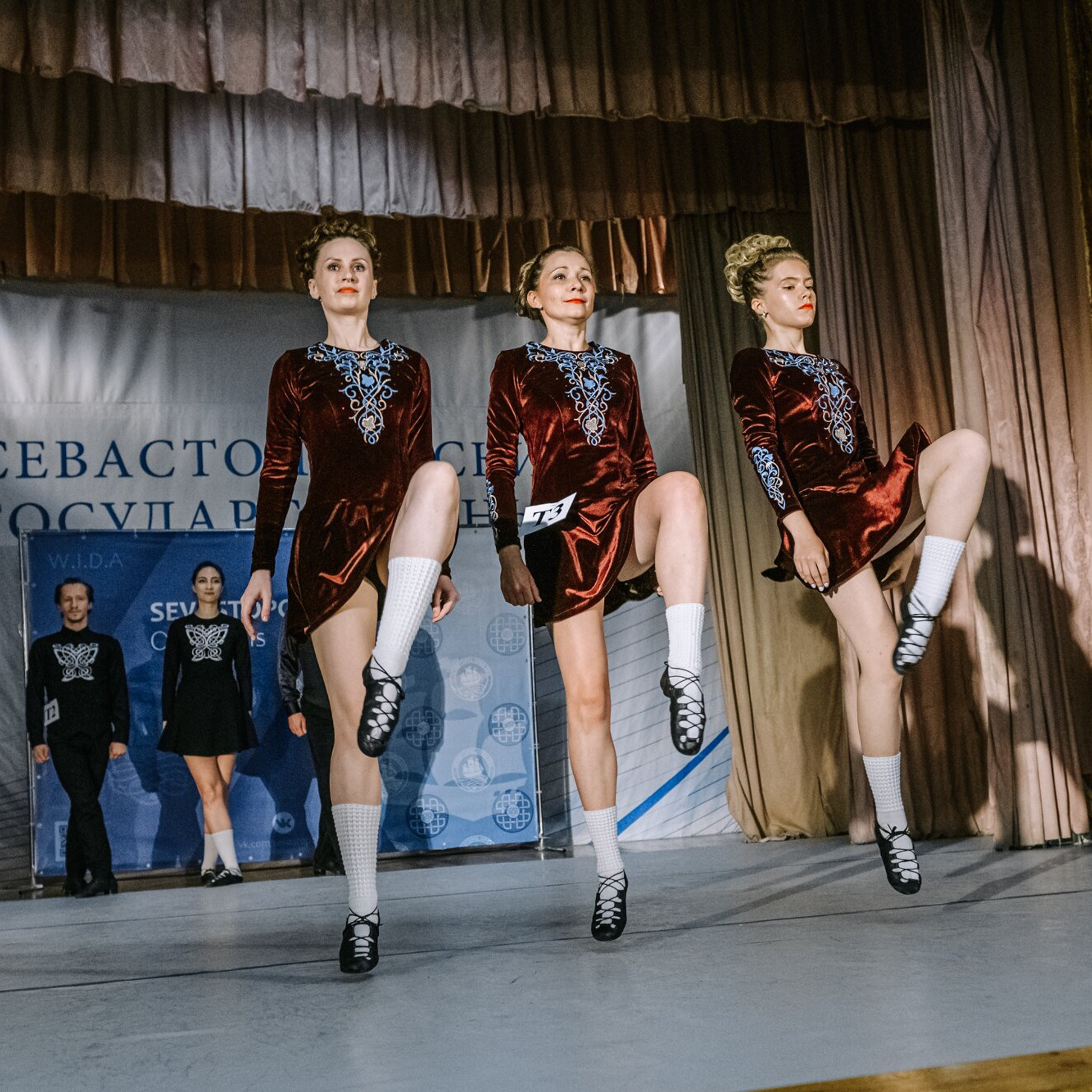 Three Hands. Коваленко Светлана, фотограф в Москве. Концерты, события и люди