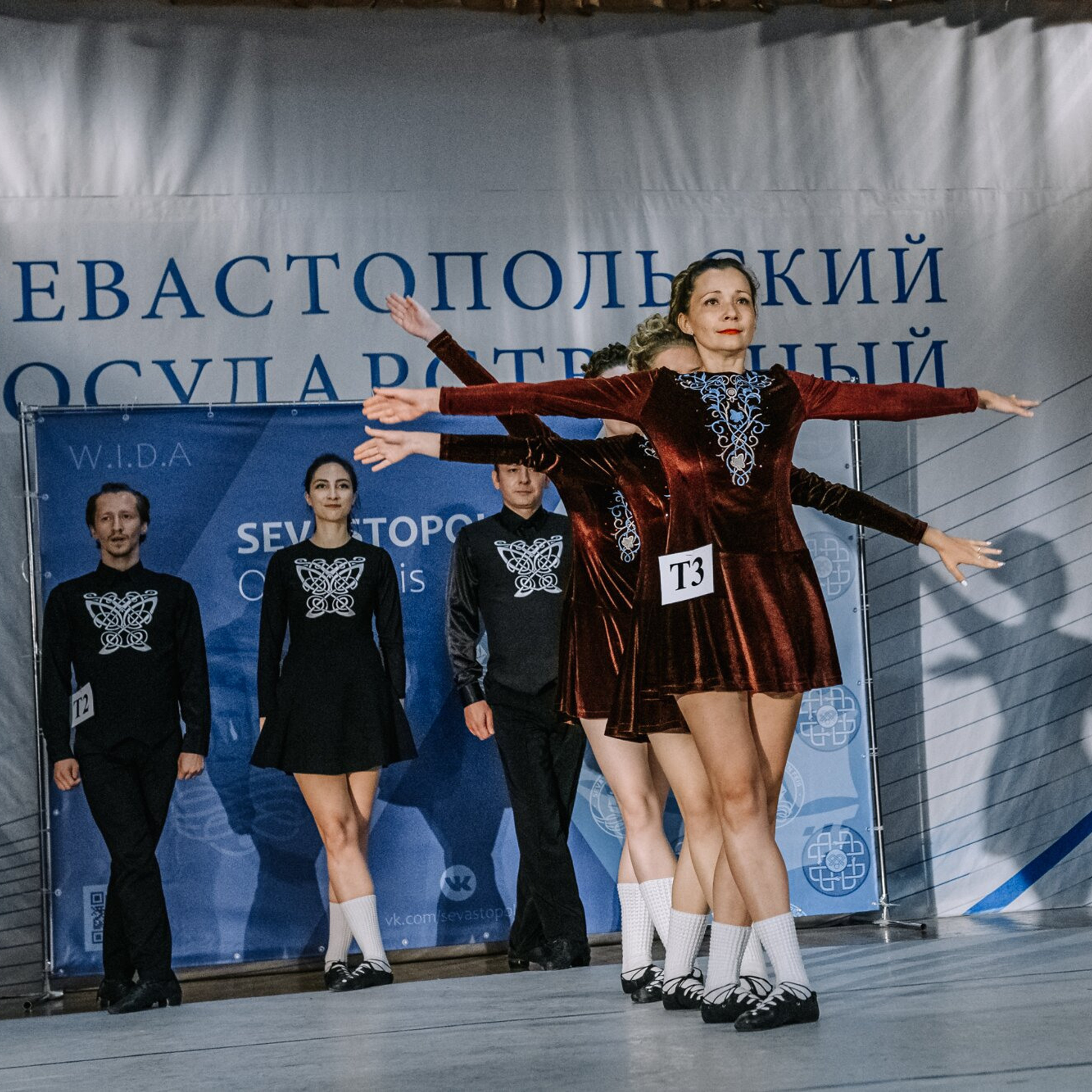 Three Hands. Коваленко Светлана, фотограф в Москве. Концерты, события и люди