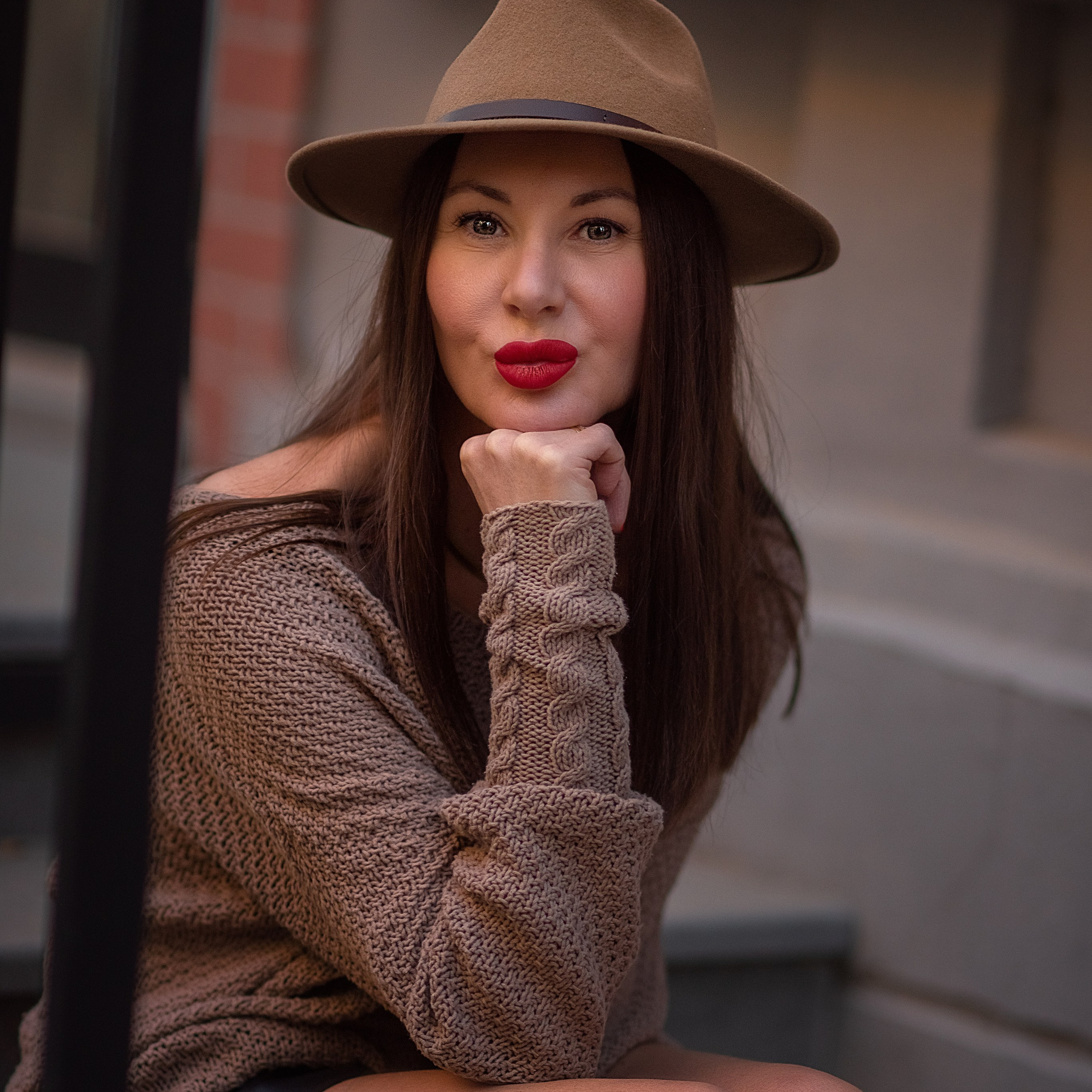 Красная помада