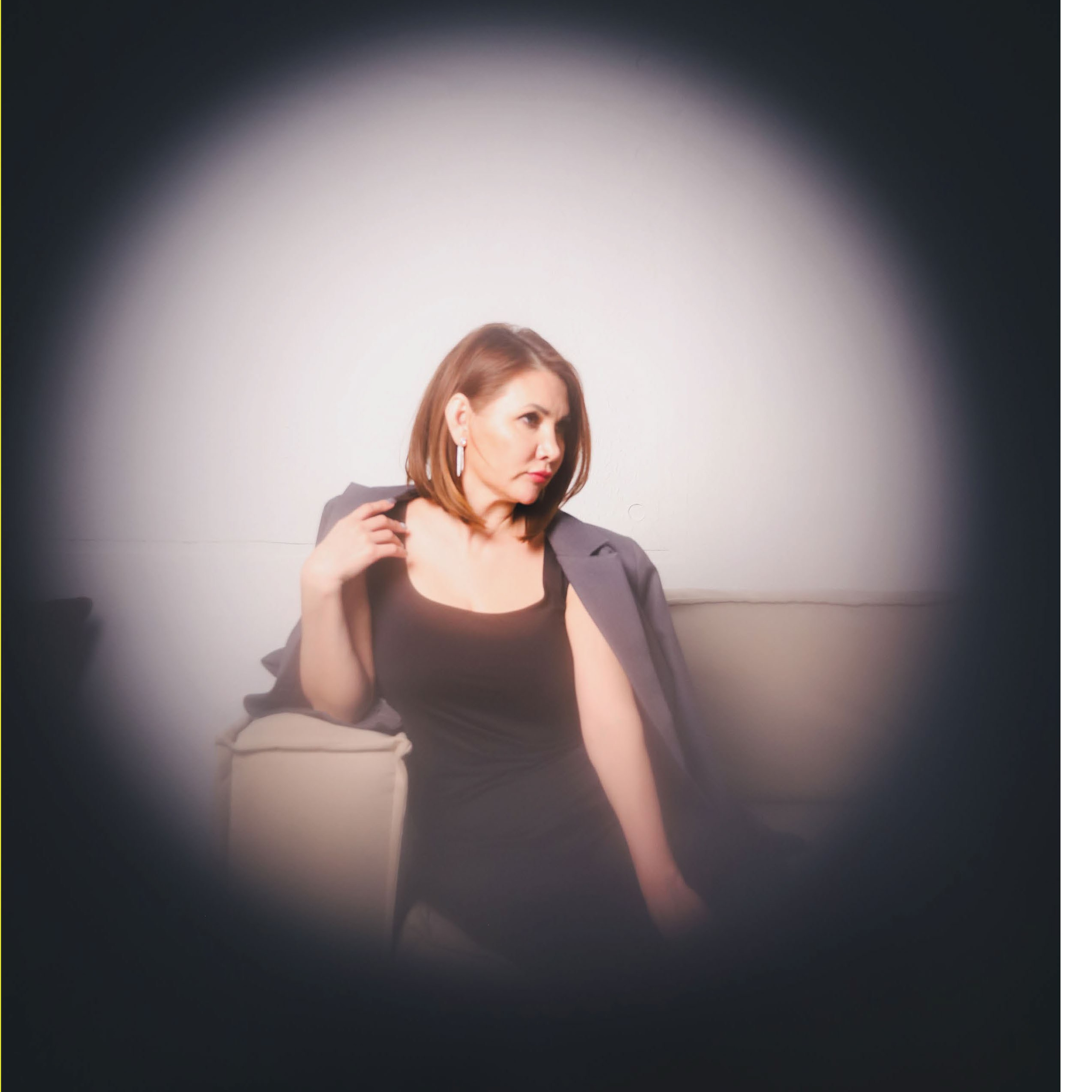 Публикации в глянцевых европейских журналах. Фотограф в Сургуте Брызгунова Анастасия