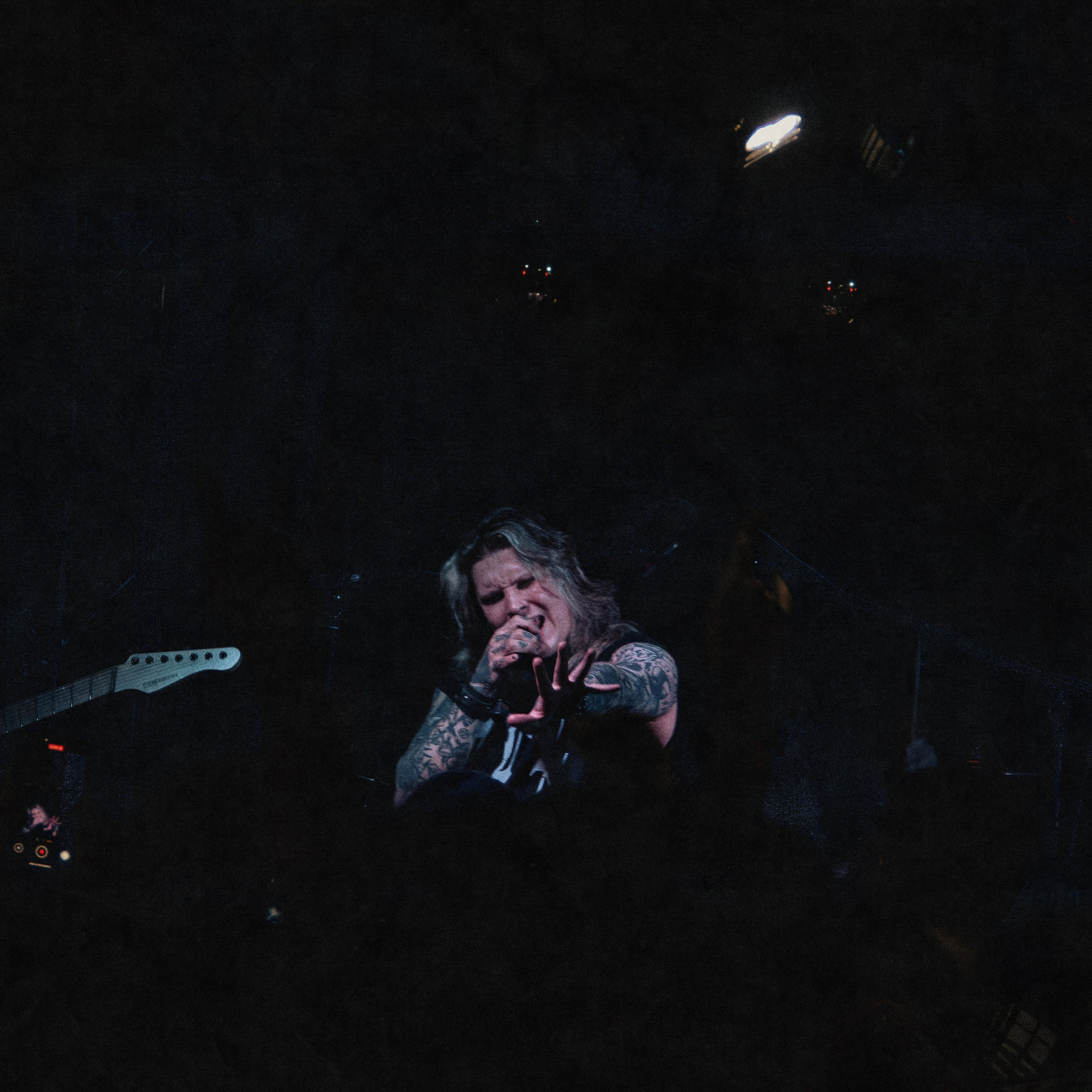 Neverlove | Tomsk 12.05.25. Концертный фотограф PHBAKHAREV