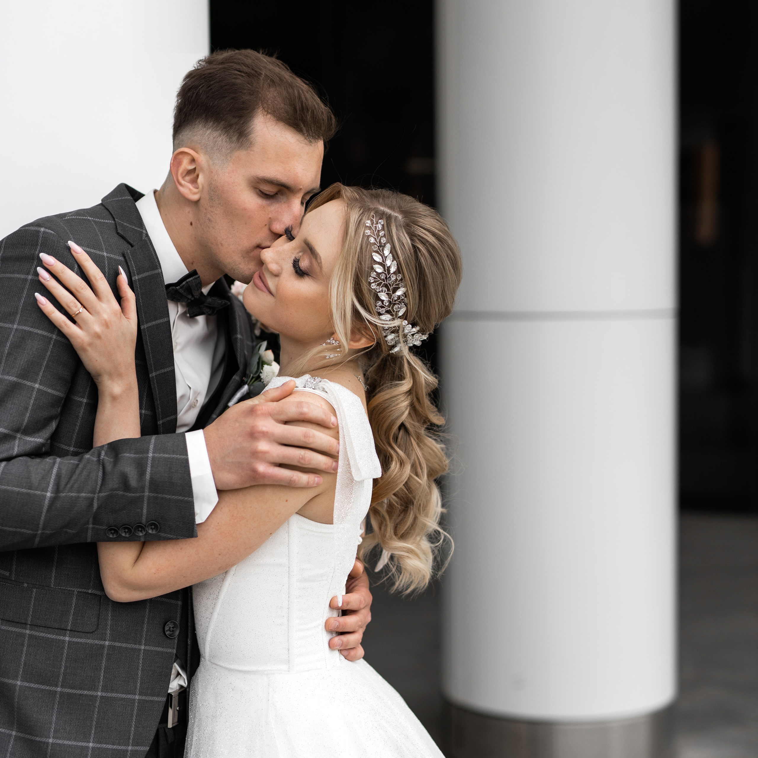 Константин Полина