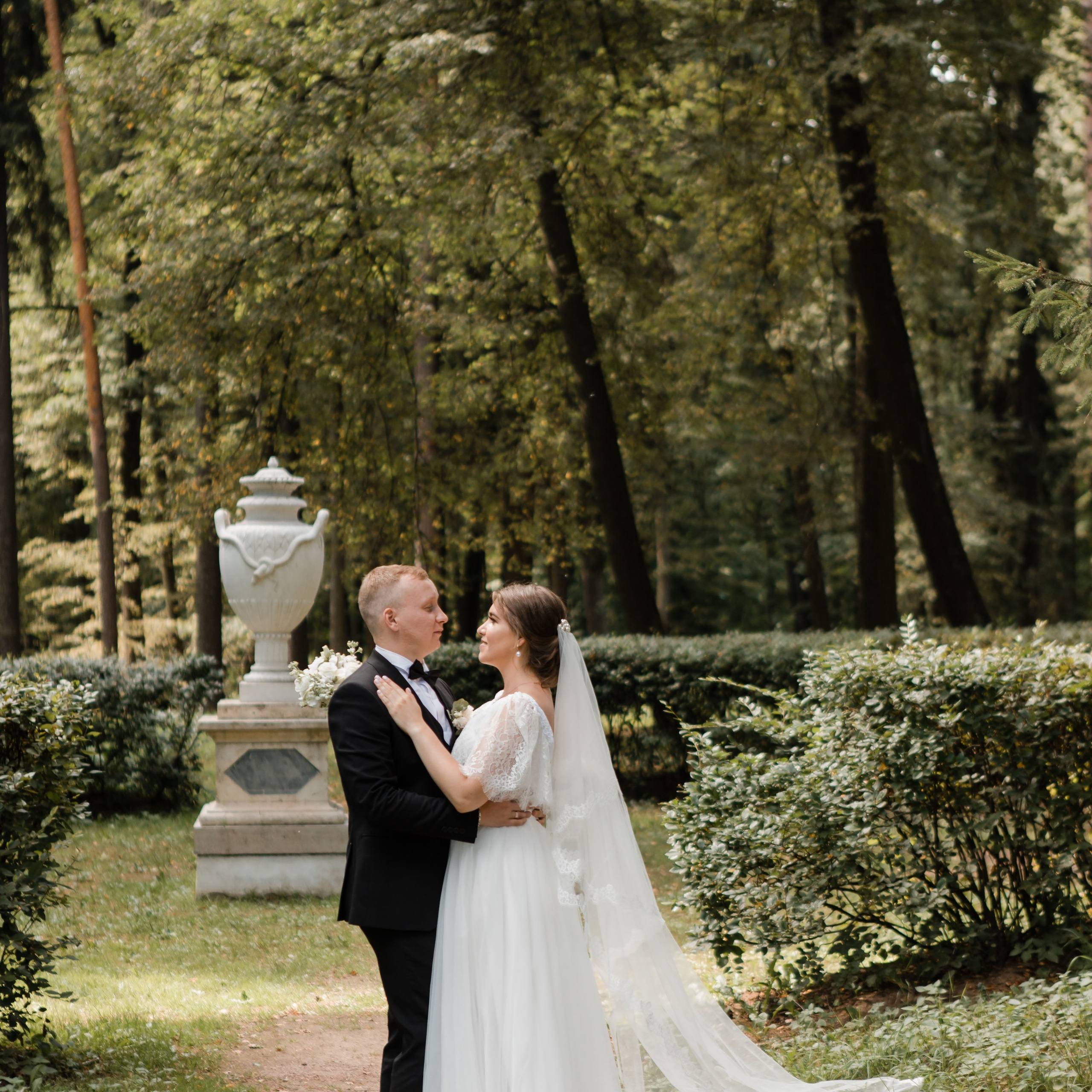 Свадьба в Барвихе. Фотосъемка свадеб. Видеосъемка свадеб. Загс в Барвихе. Подать заявление в Барвихе. Московский областной загс барвиха. Барвиха village загс