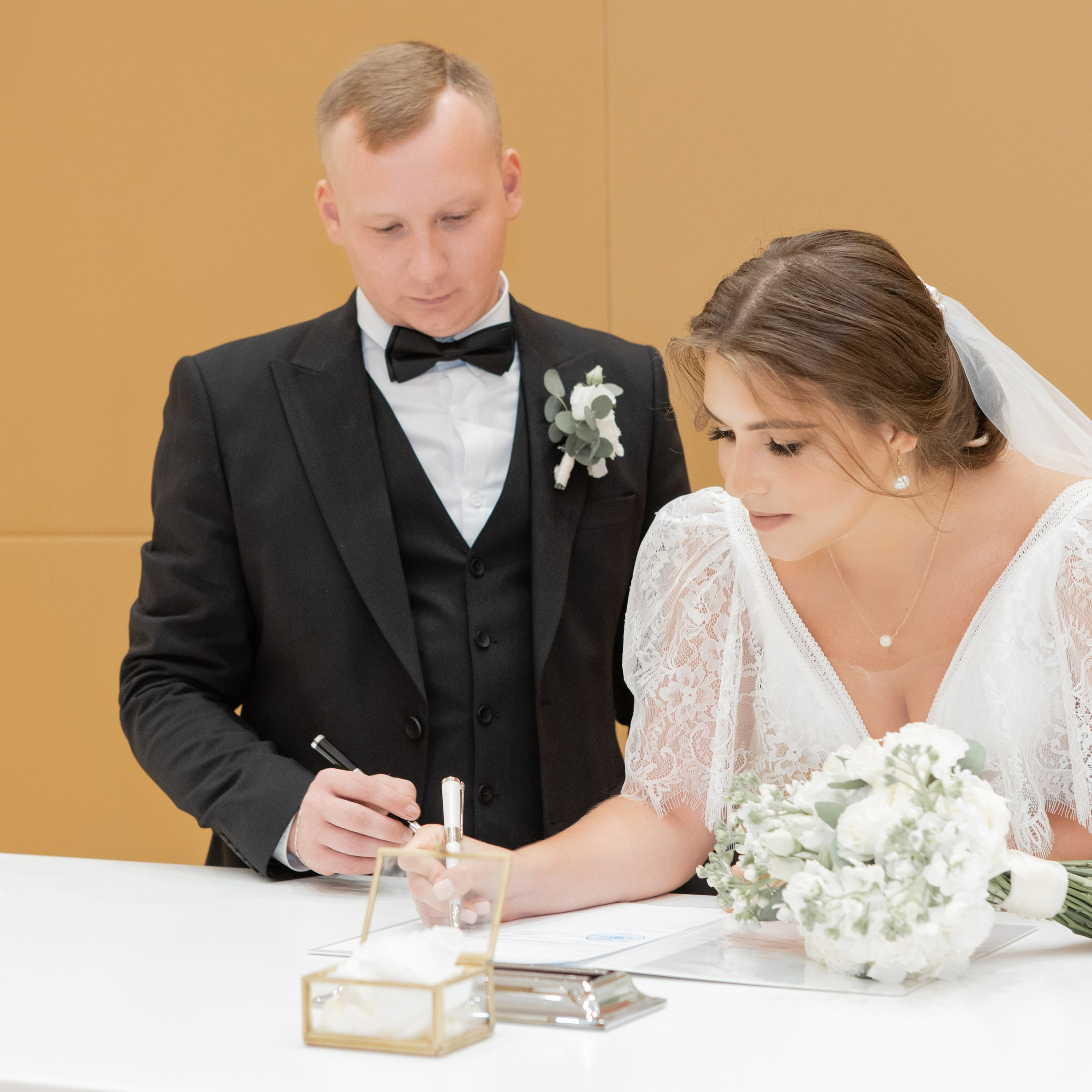 Свадьба в Барвихе. Фотосъемка свадеб. Видеосъемка свадеб. Загс в Барвихе. Подать заявление в Барвихе. Московский областной загс барвиха. Барвиха village загс