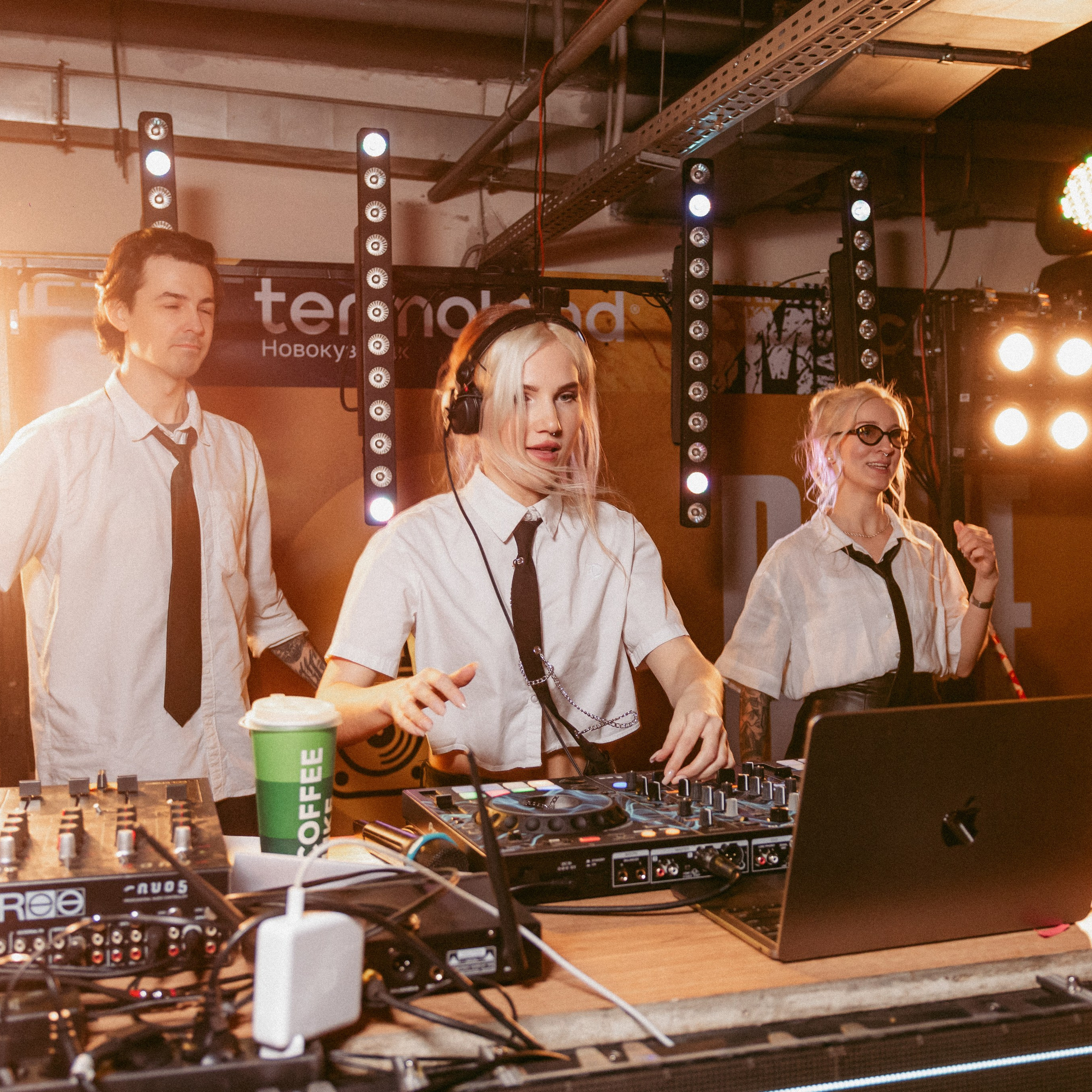 Кофе Рейв в ТРЦ «ПЛАНЕТА»