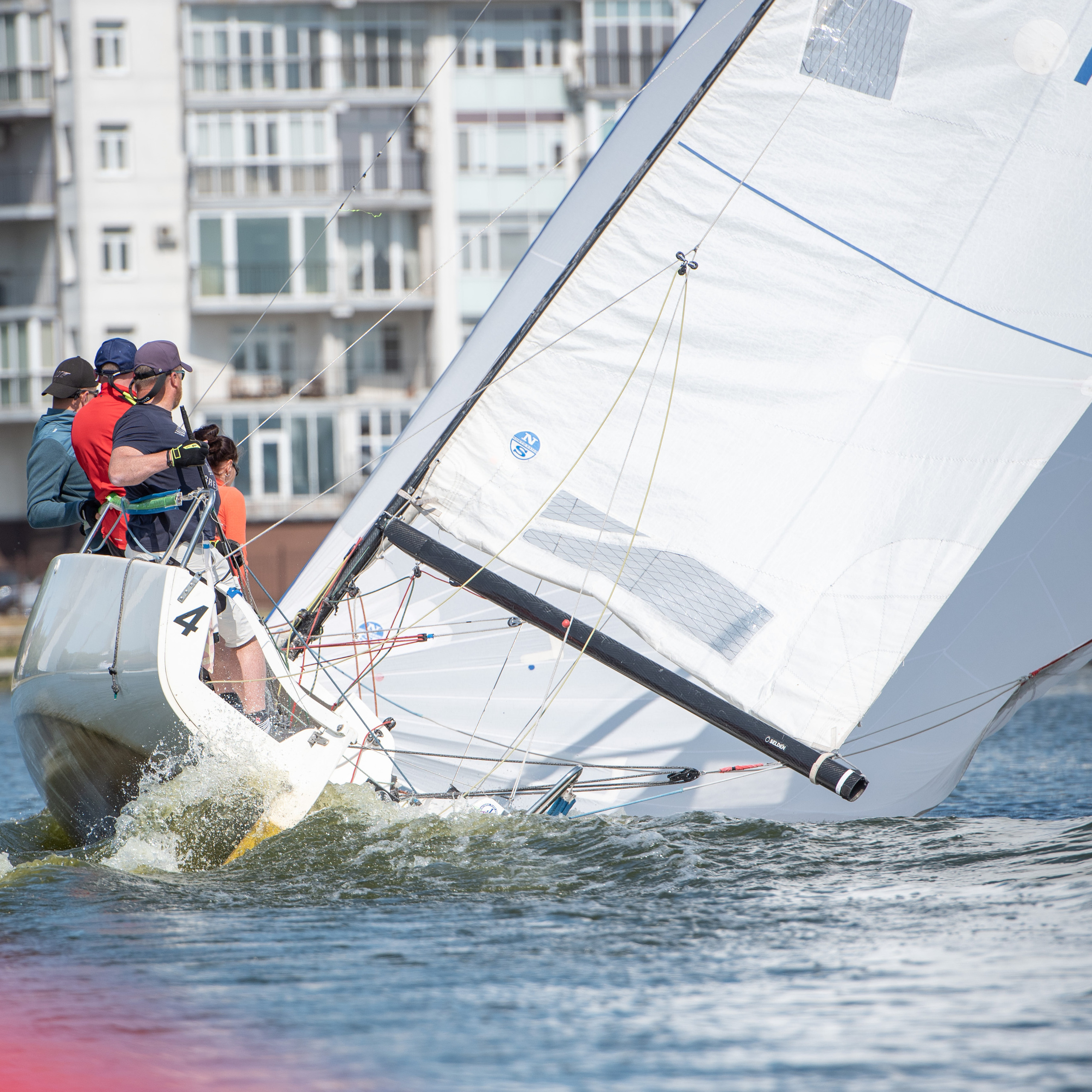 Парусный спорт