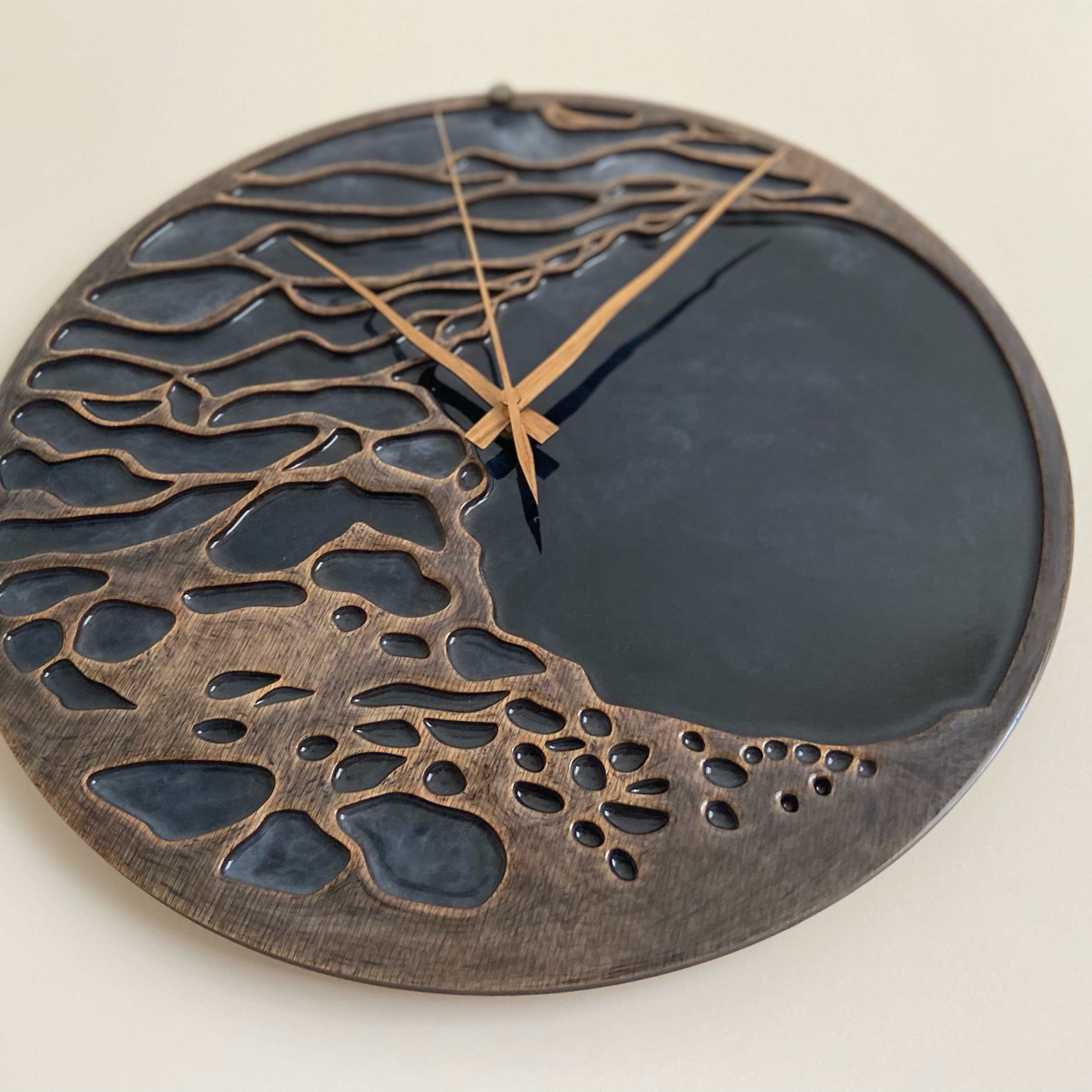 Настенные часы «Сказки леса», арт объект на стену. Арт-объекты для стен. Авторские картины, панно, часы и портреты по фото