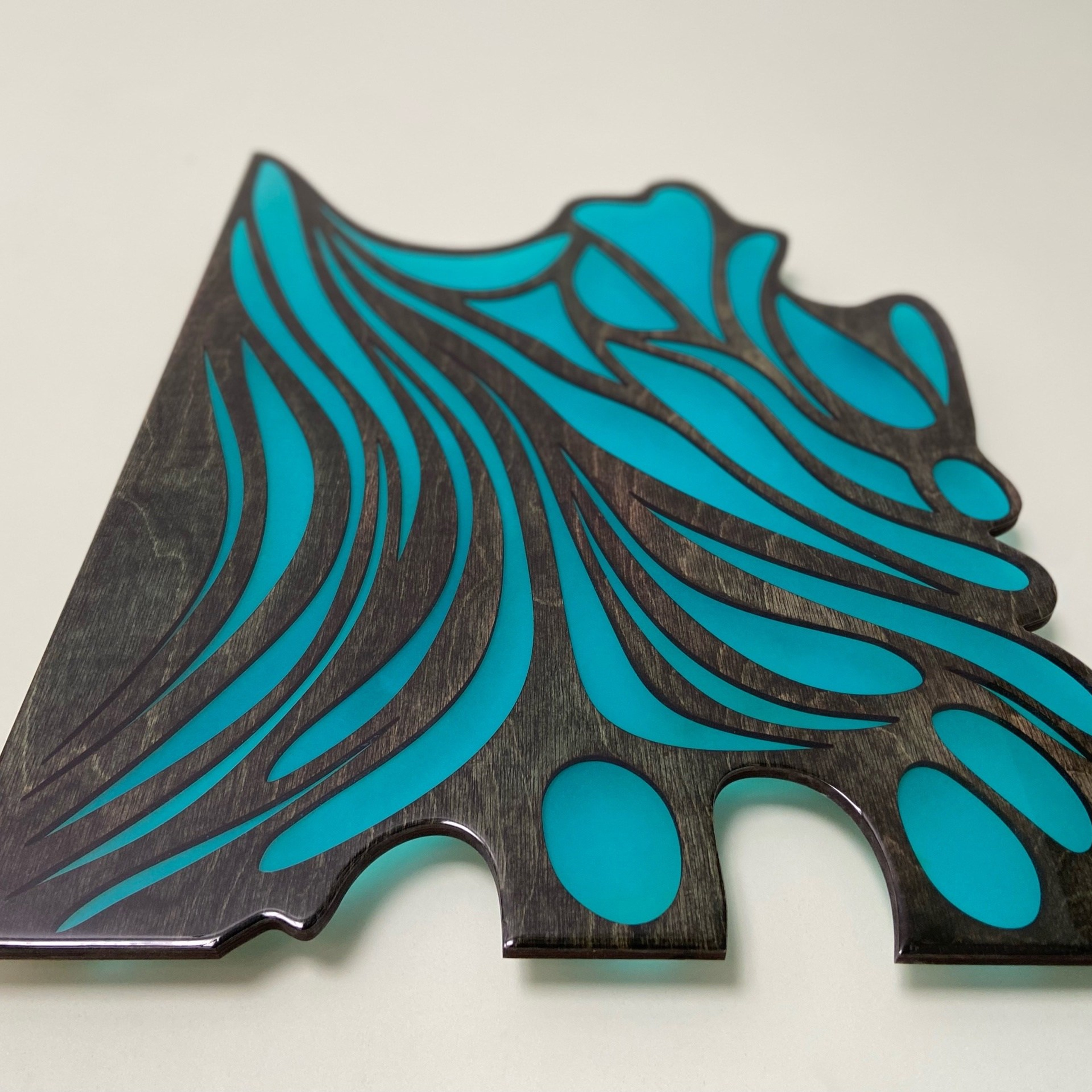 Настенное панно «Крыло бабочки». Арт-объекты для стен. Авторские картины, панно, часы и портреты по фото