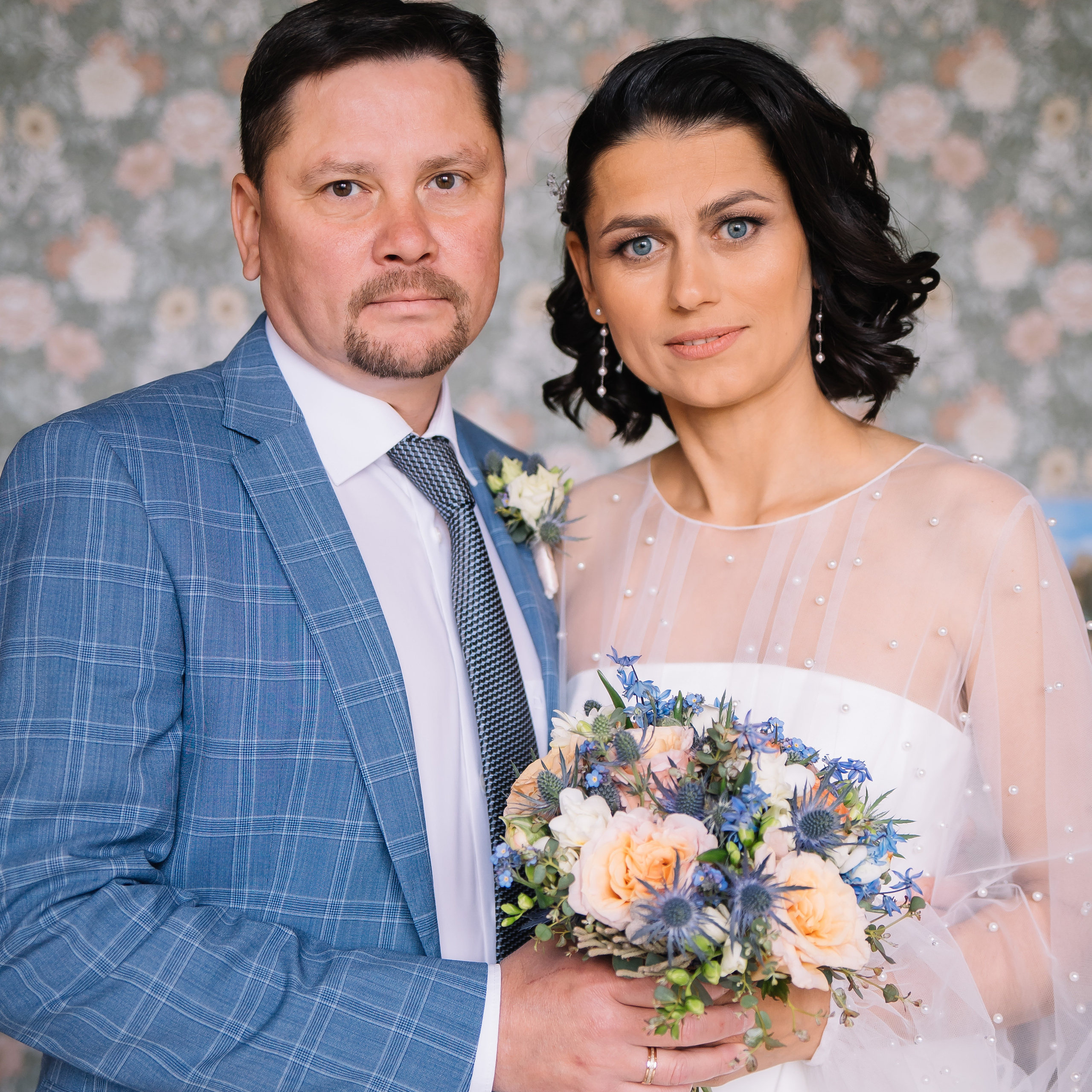 Свадебная семейная съёмка в&nbsp;студии