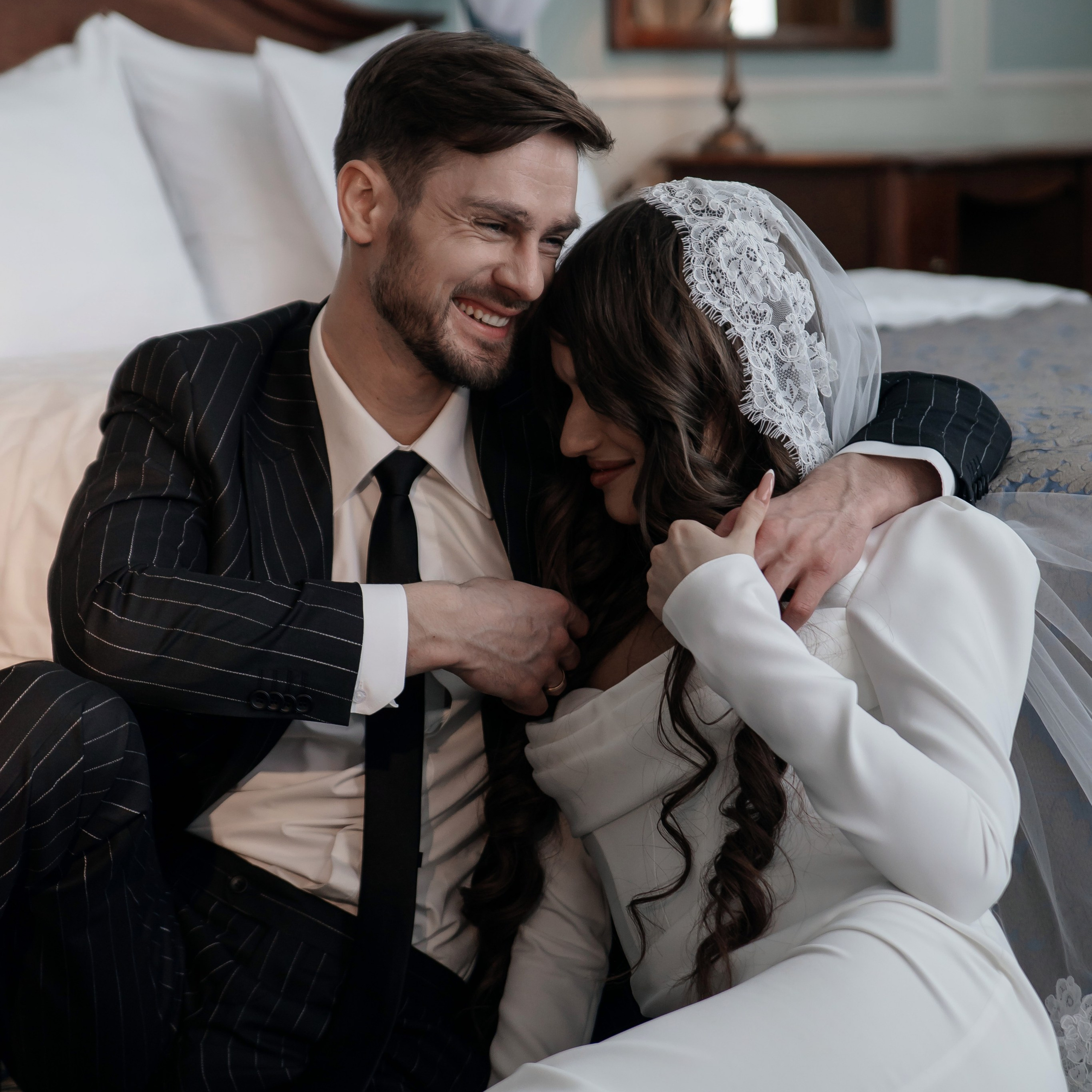 Свадебная фотосессия в отеле. Свадебный, семейный фотограф, контент съёмка. Екатеринбург. Елена Граф