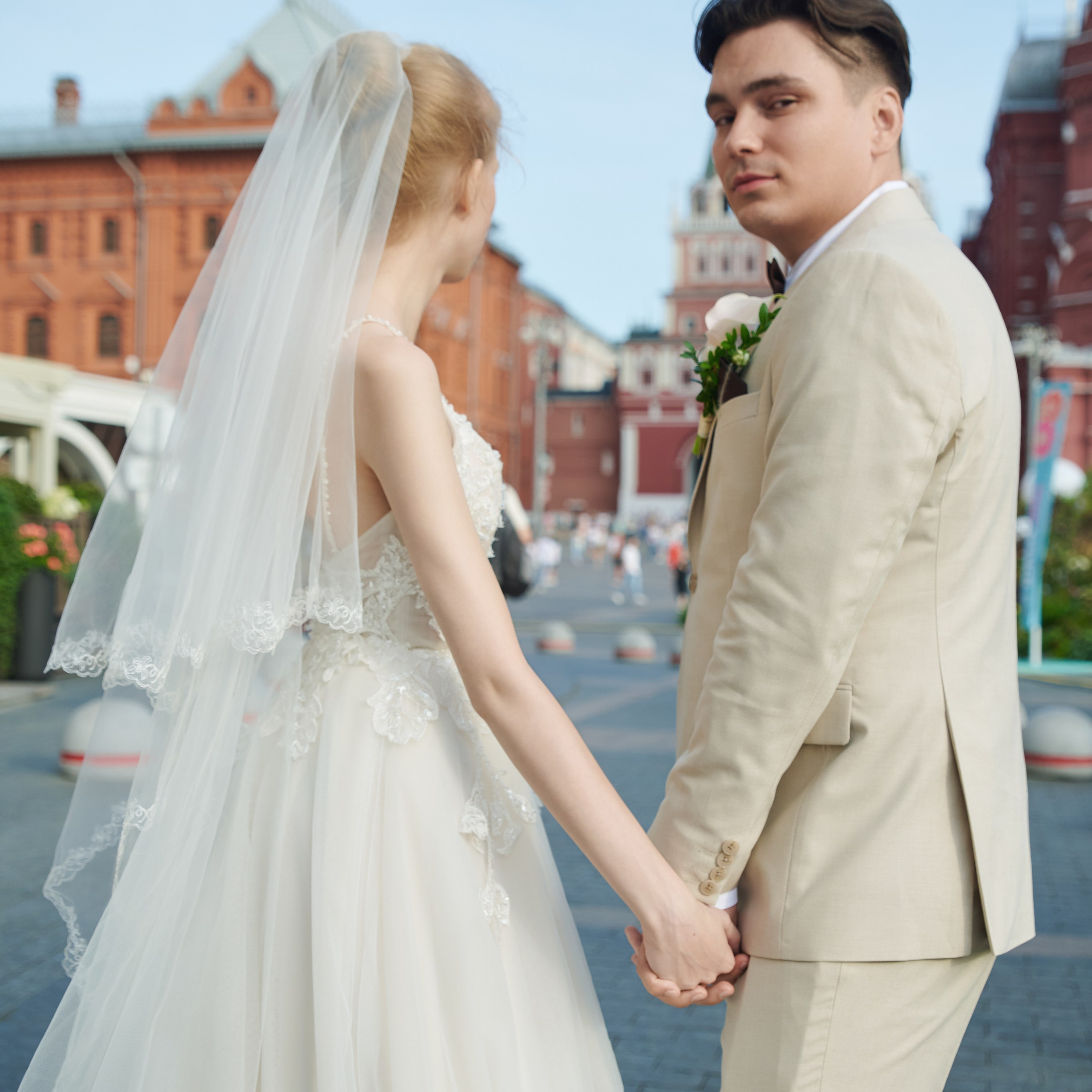 Фотограф на свадьбу. Фотограф в Москве Михаил Елизарьев