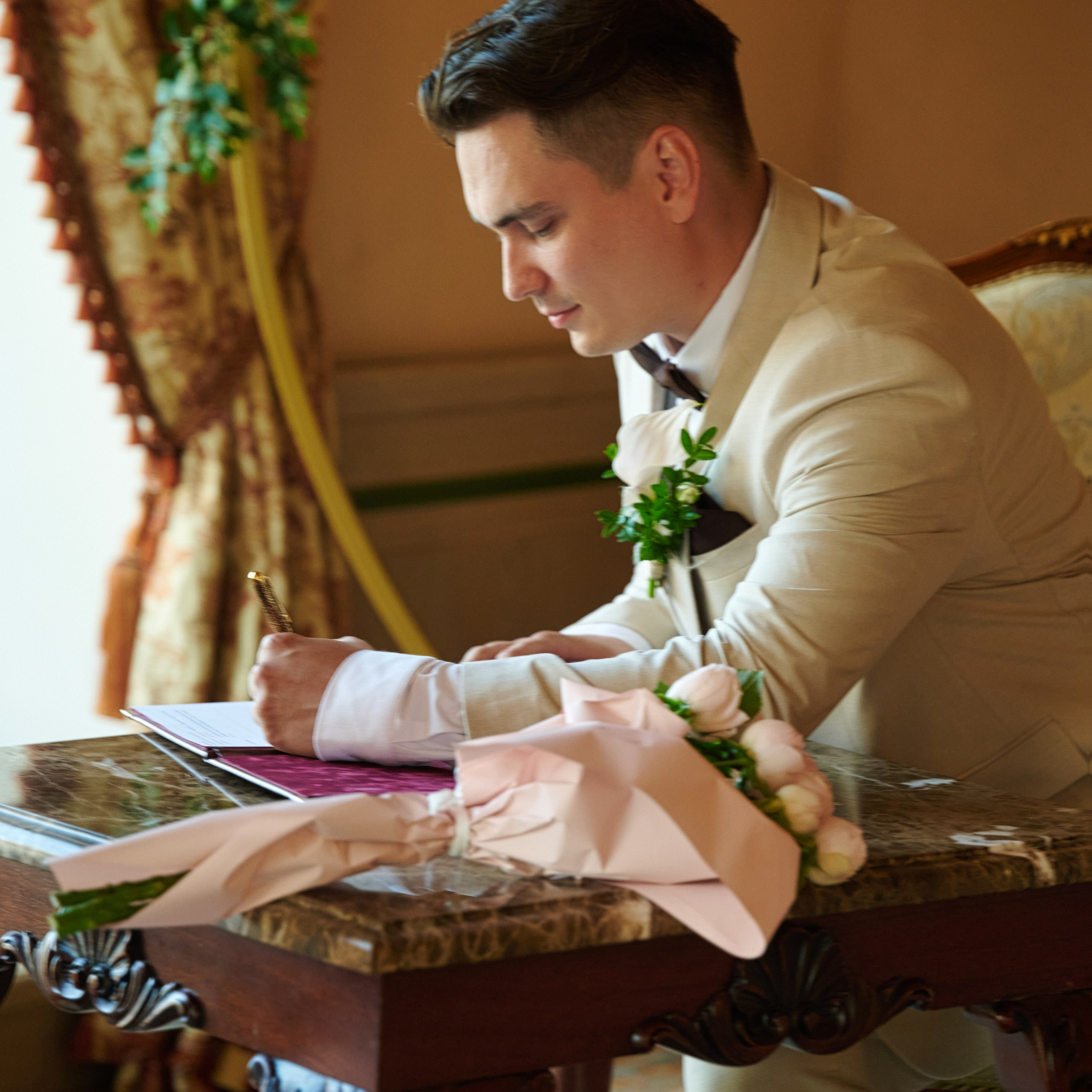 Фотограф на свадьбу. Фотограф в Москве Михаил Елизарьев