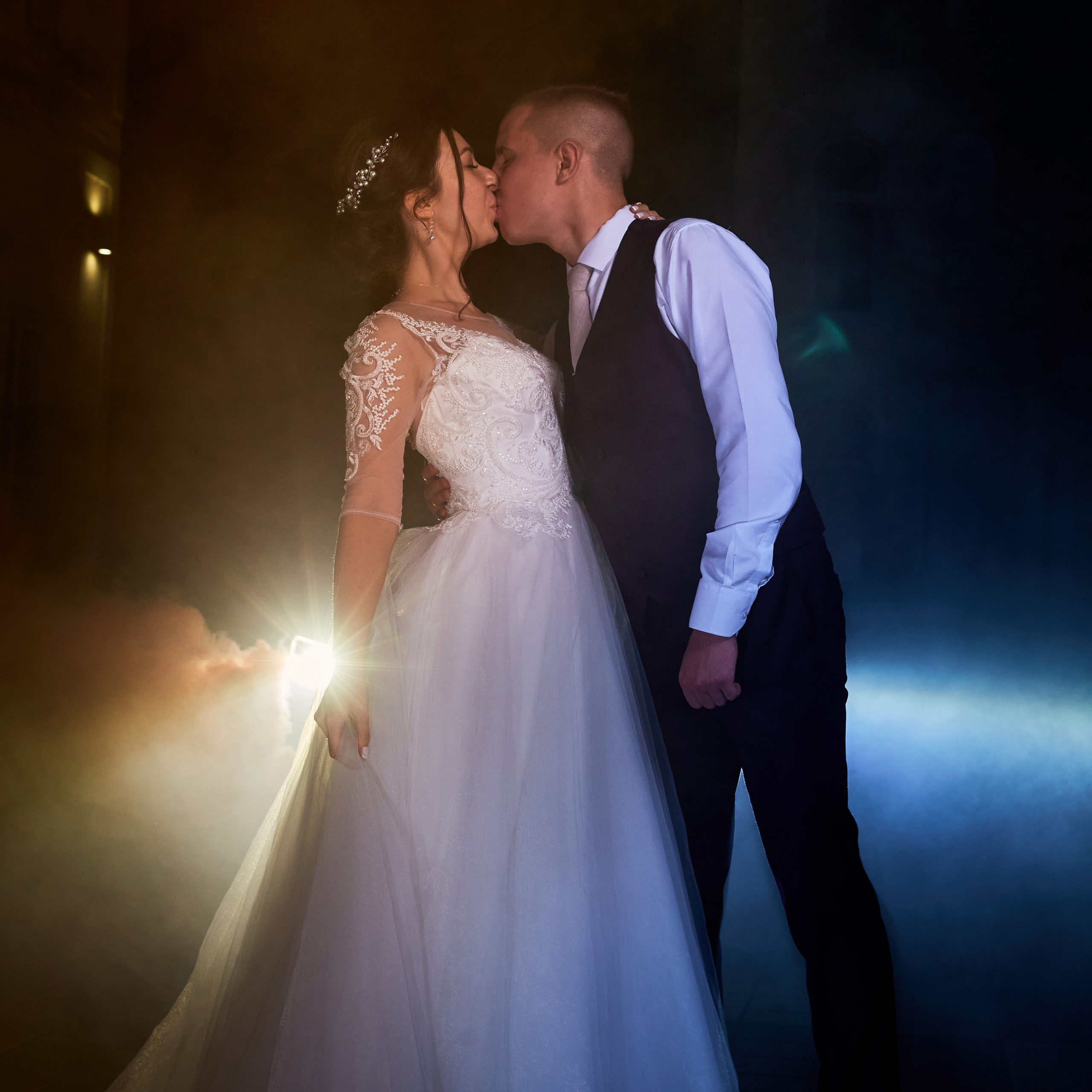 Фотограф на свадьбу. Фотограф в Москве Михаил Елизарьев