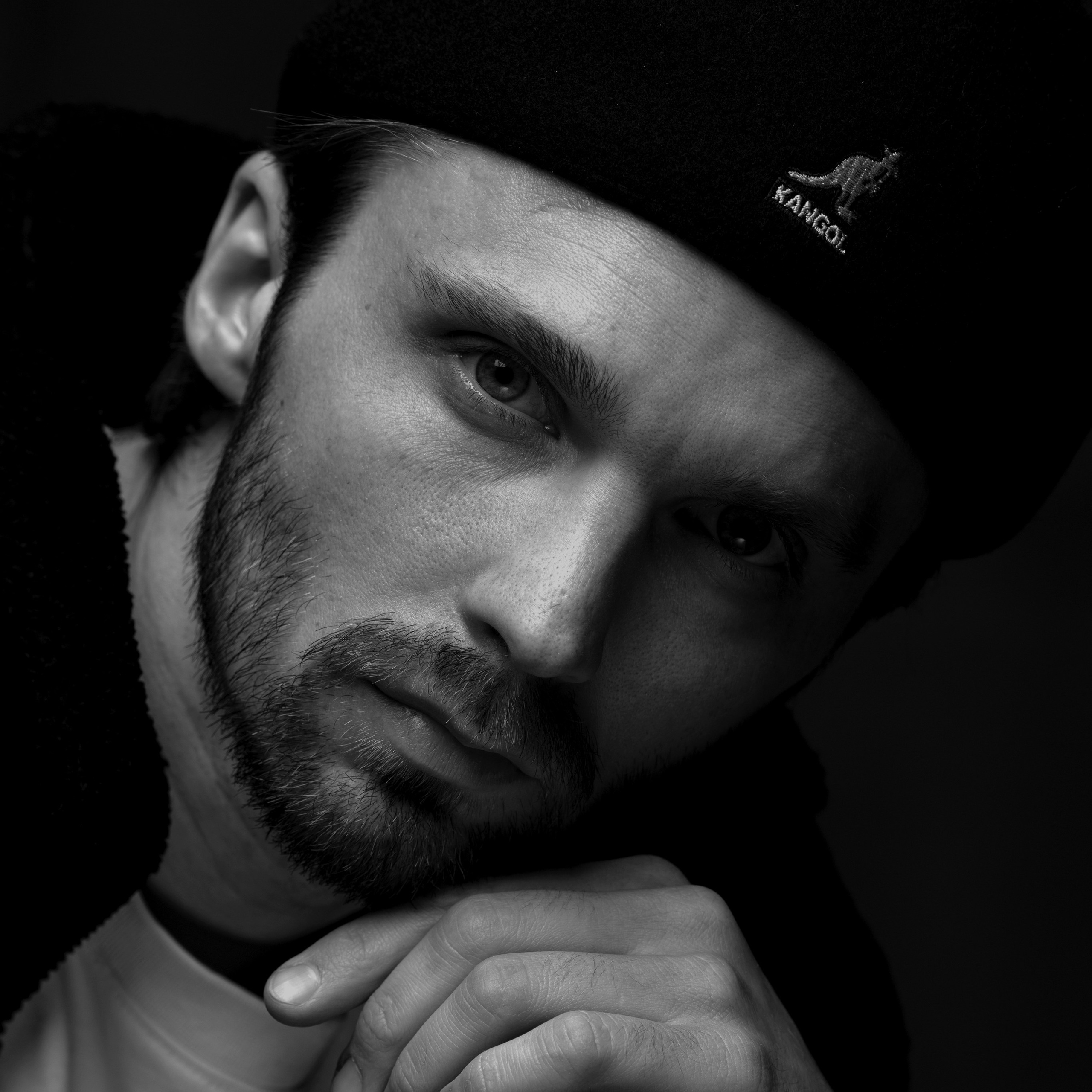 Студийный портрет