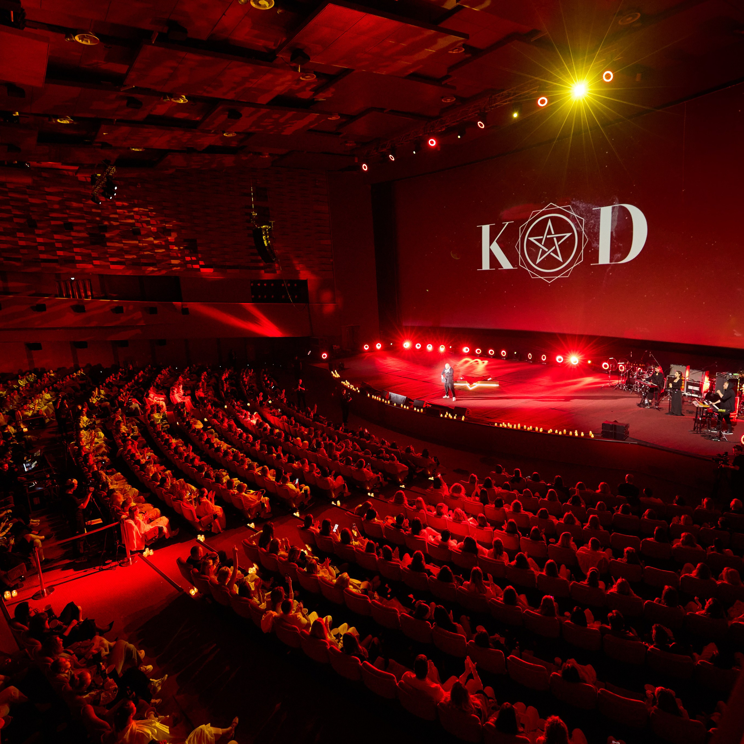 Инфобизнес и премьеры