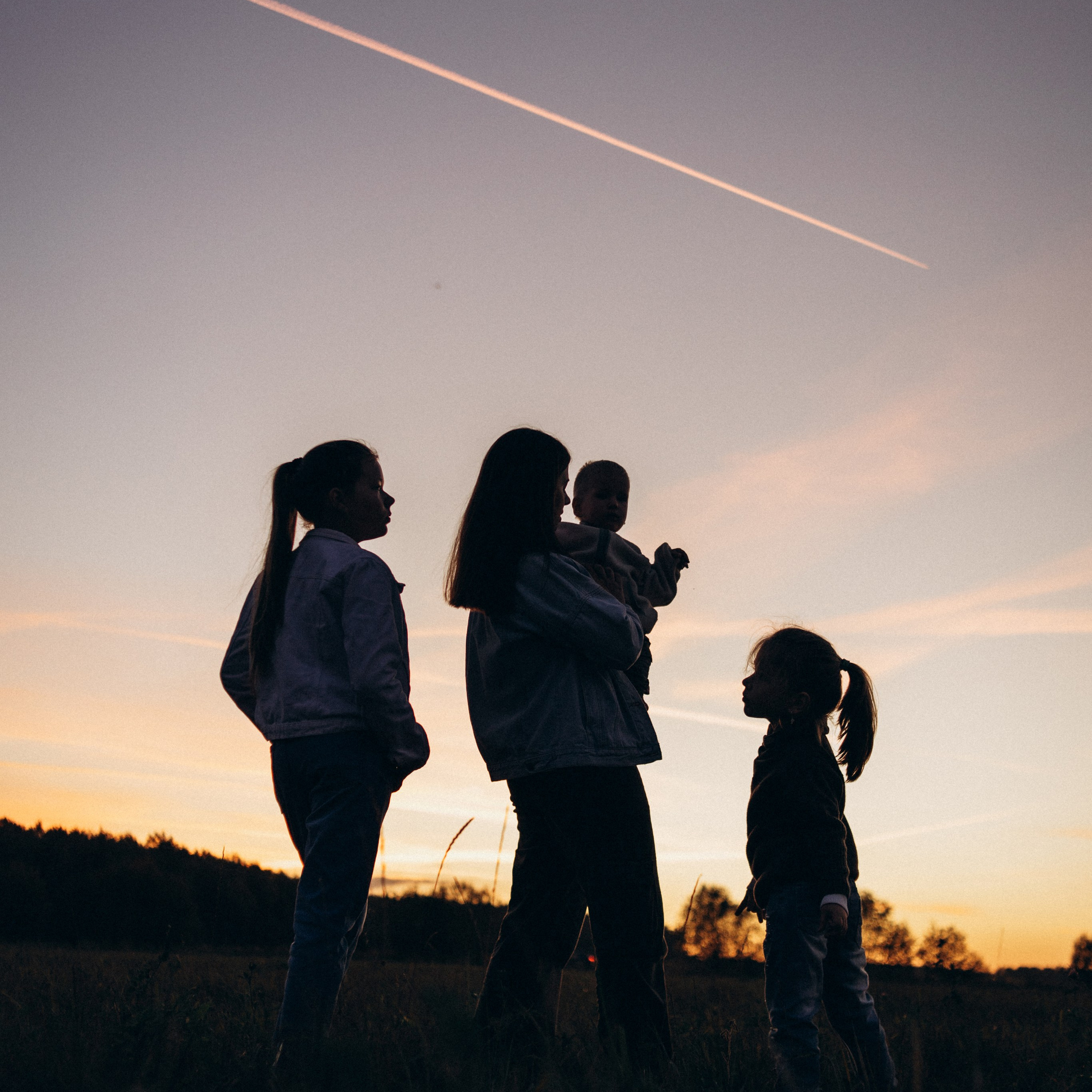 Аня, Василиса, Тася и Ваня