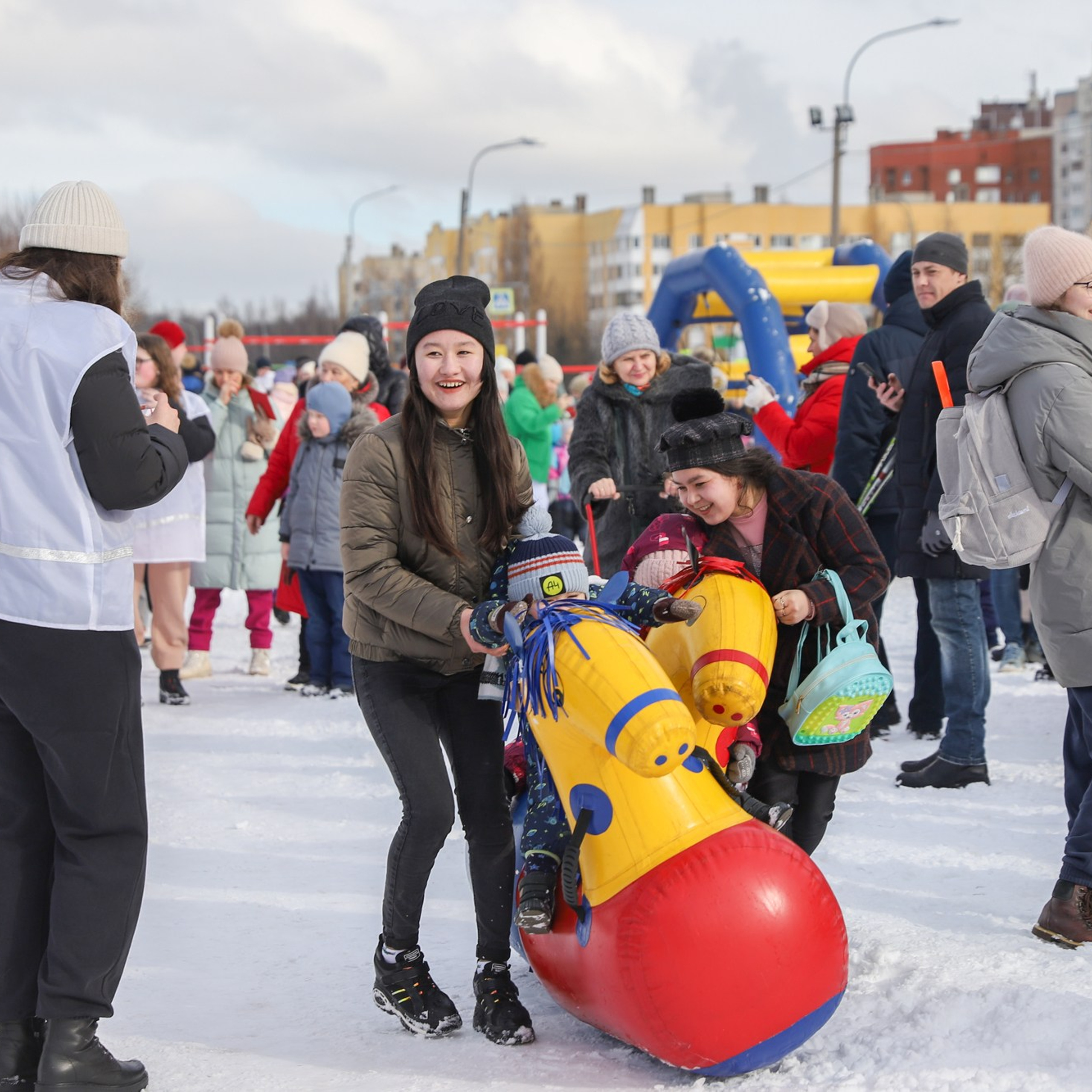 Праздник весны в Приморском районе