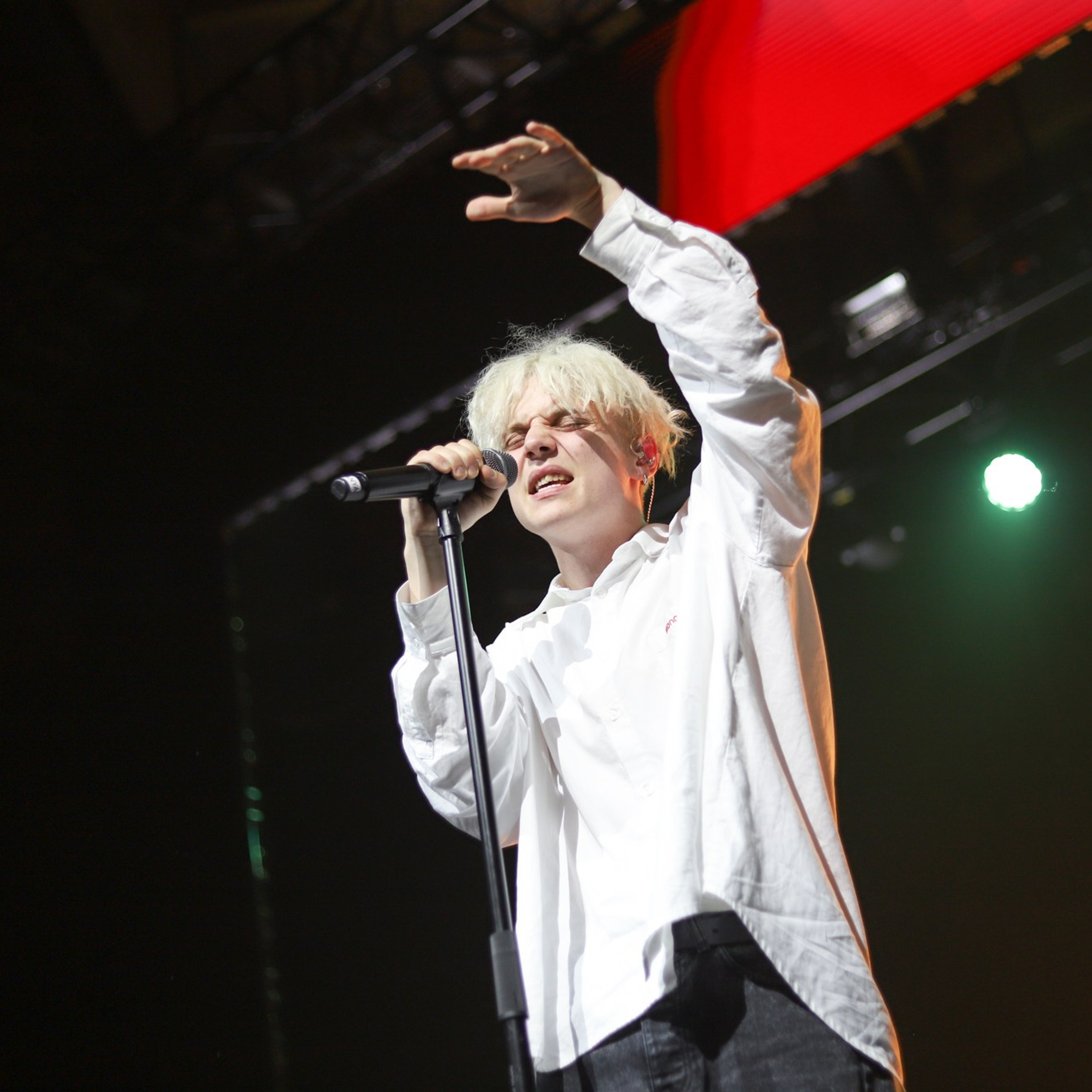 Ваня Дмитриенко