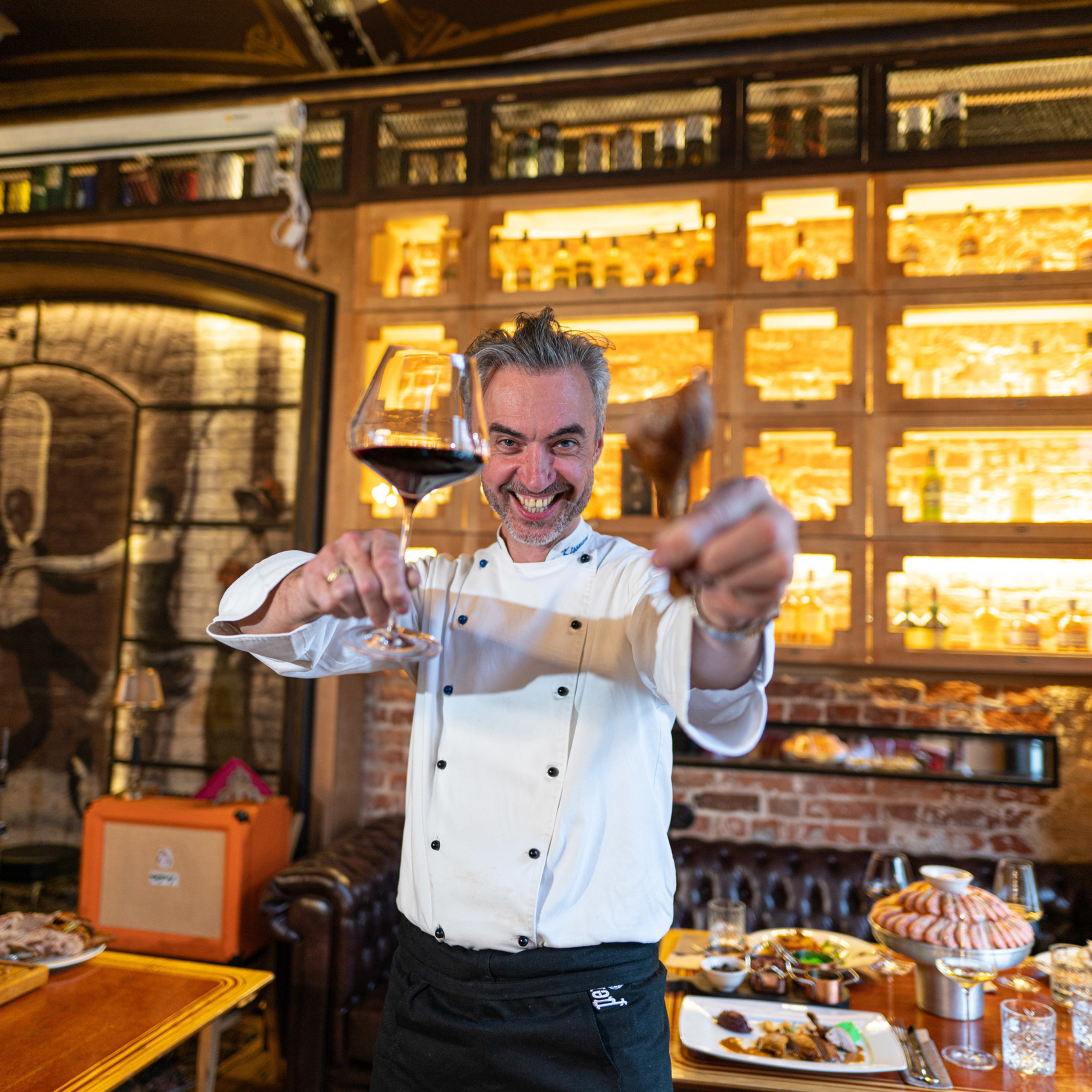 Фотосессия в ресторане Embers Speakeasy